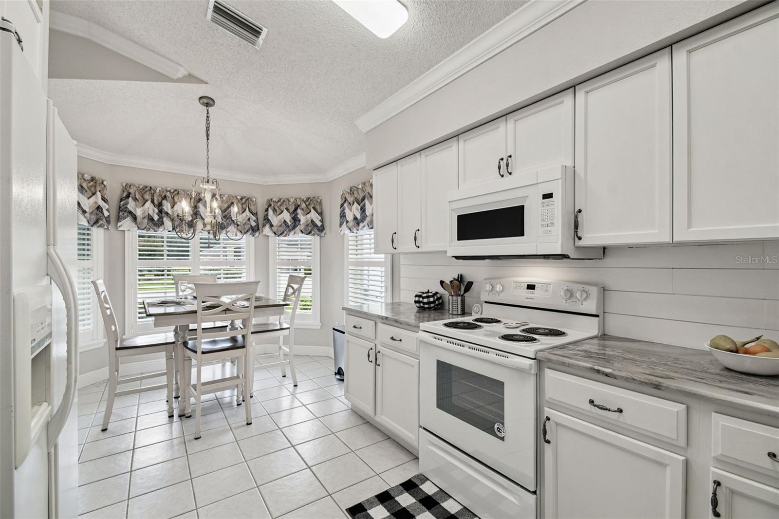 11647 Wheatfield Loop Property Photo 12