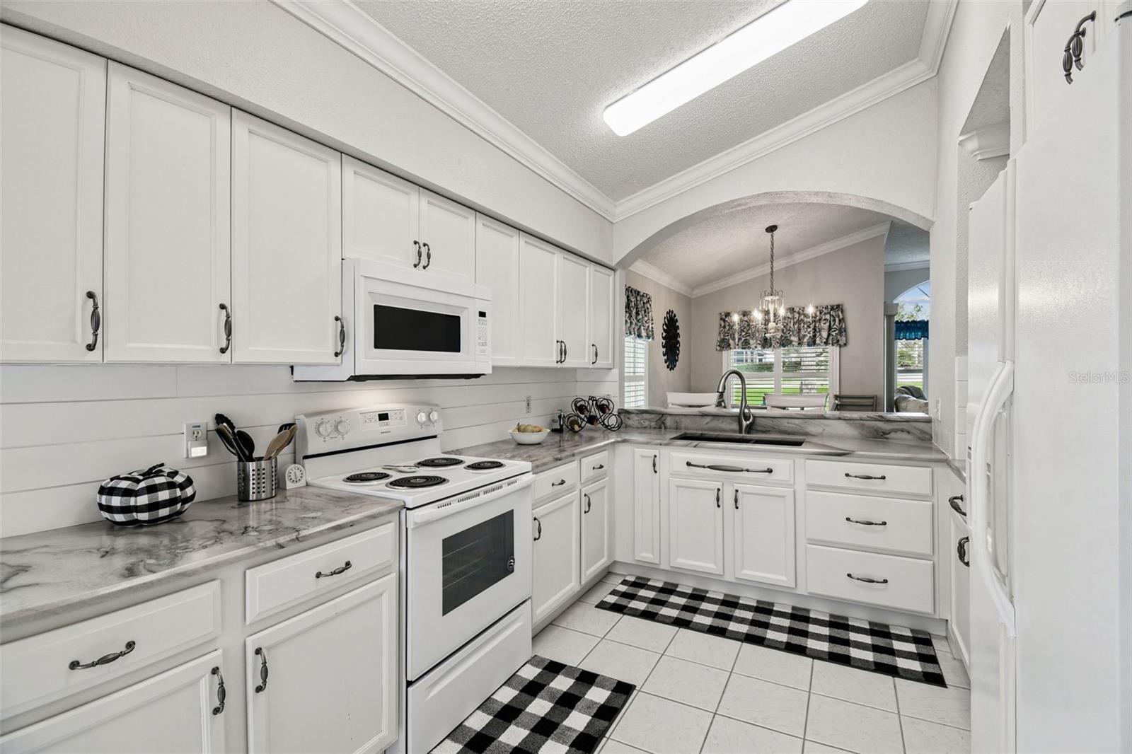 11647 Wheatfield Loop Property Photo 13