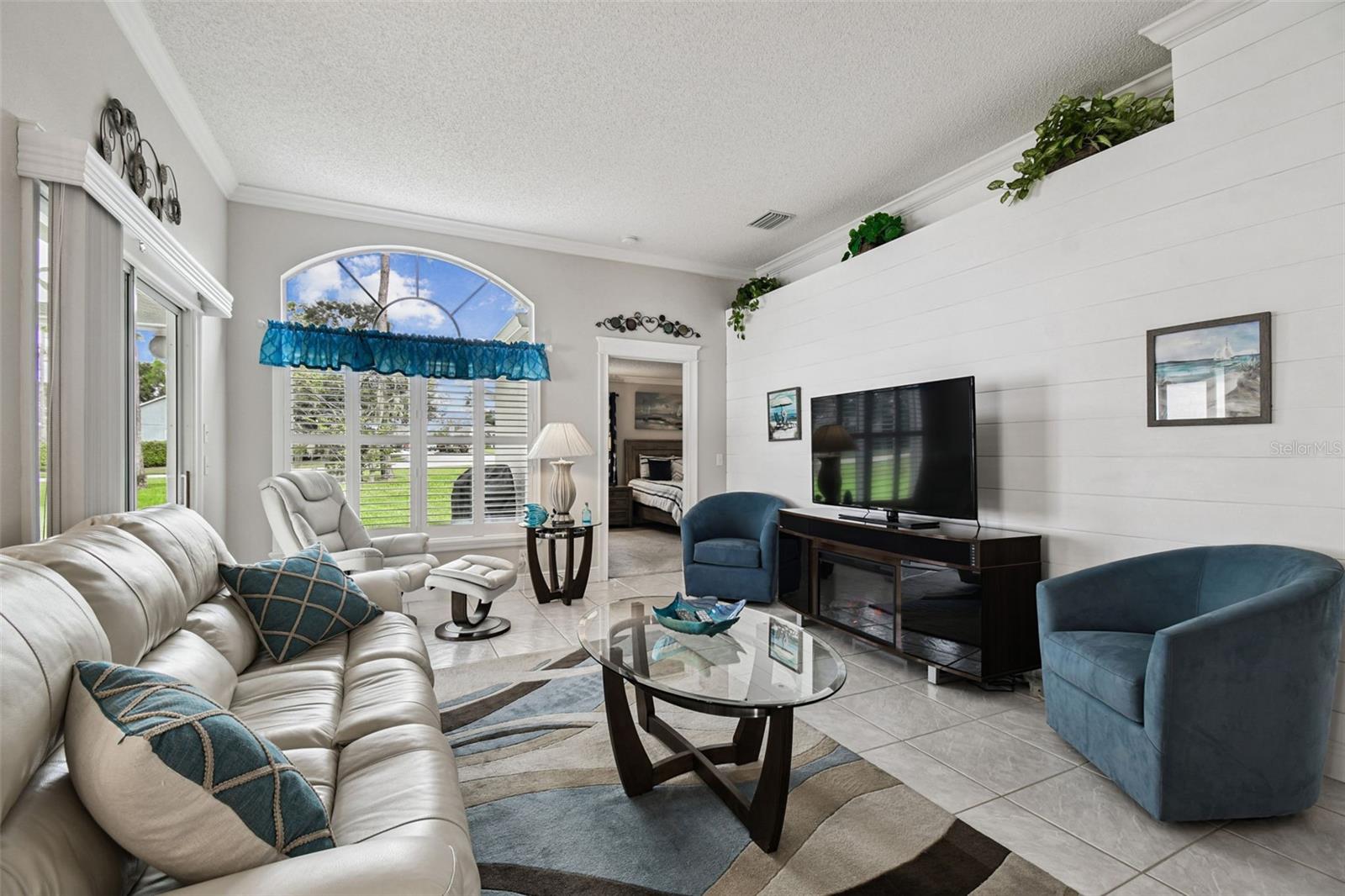 11647 Wheatfield Loop Property Photo 23