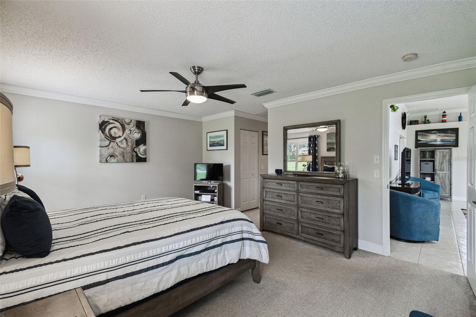 11647 Wheatfield Loop Property Photo 32