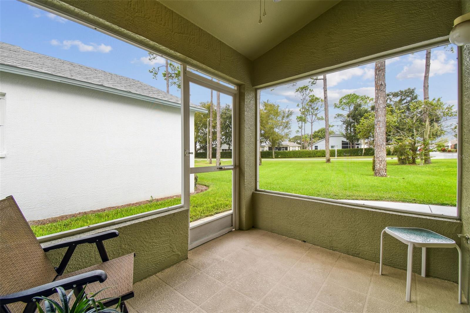 11647 Wheatfield Loop Property Photo 44
