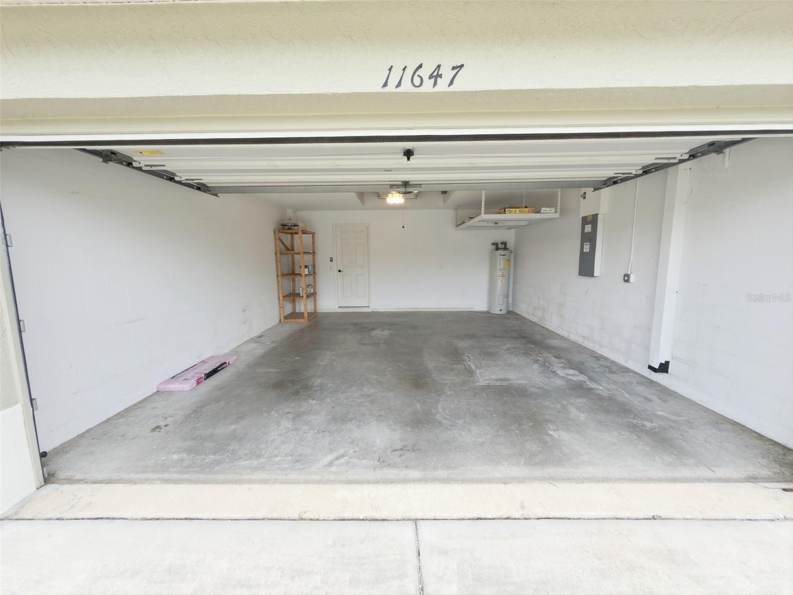 11647 Wheatfield Loop Property Photo 53