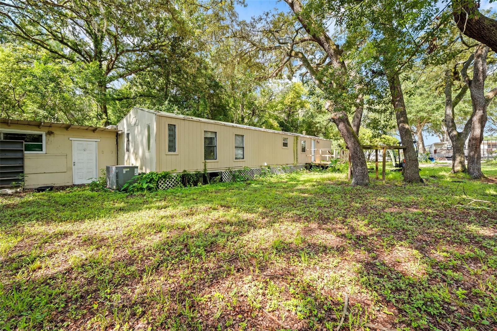 122 Arkays Ave Property Photo 11