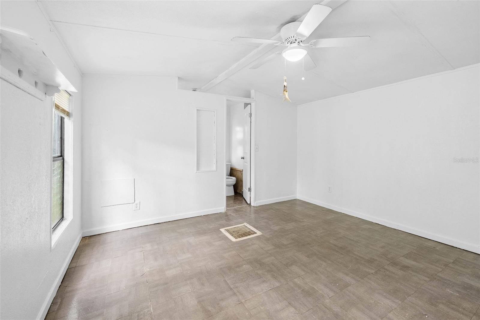 122 Arkays Ave Property Photo 12