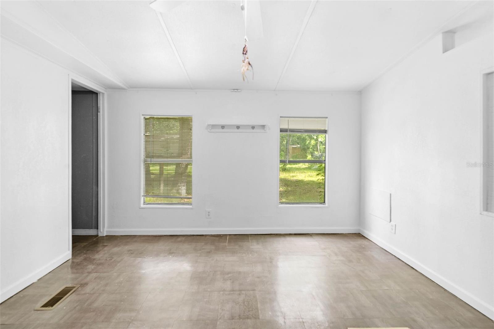 122 Arkays Ave Property Photo 14