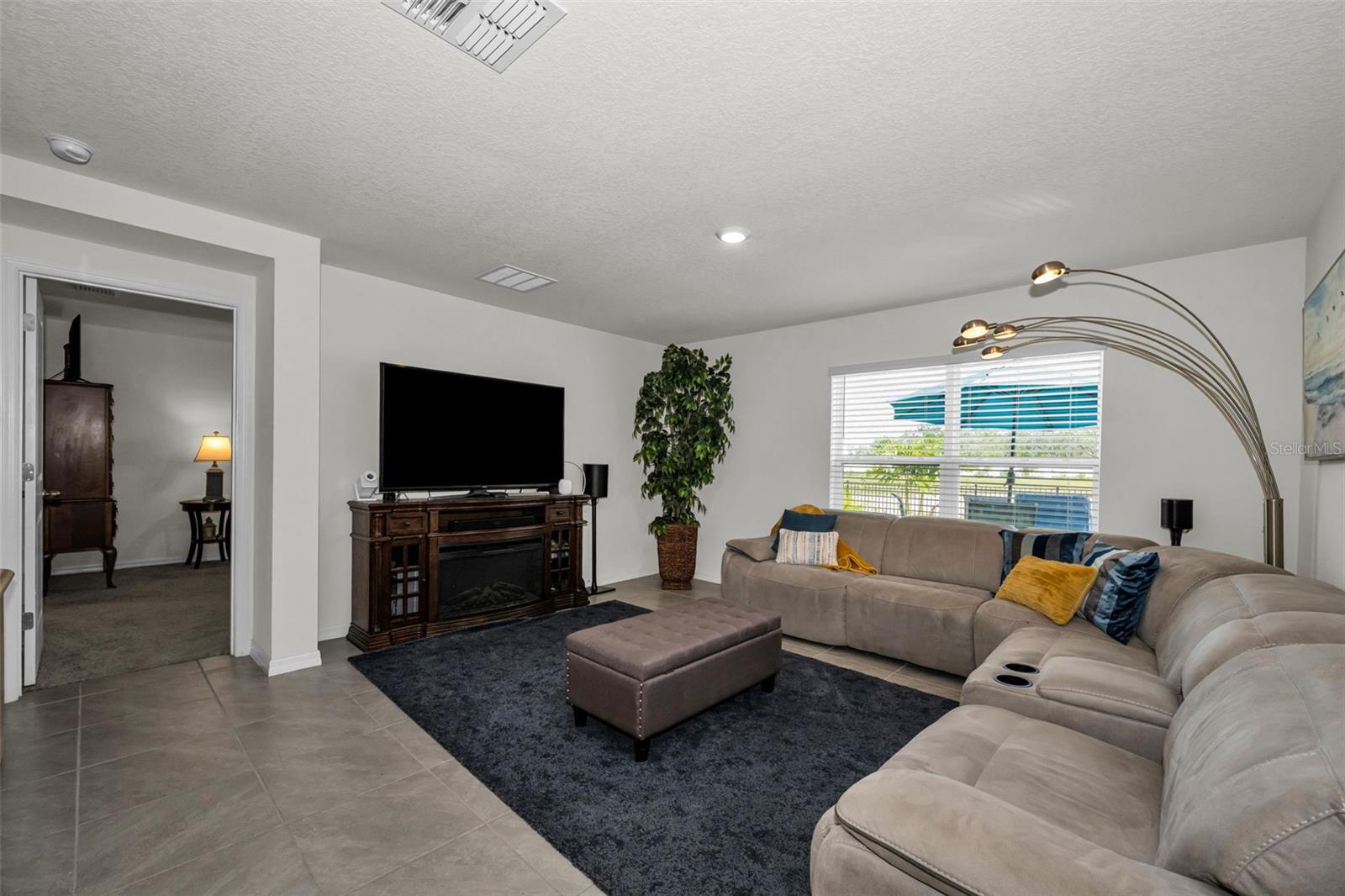 13469 Mylion Way Property Photo 3