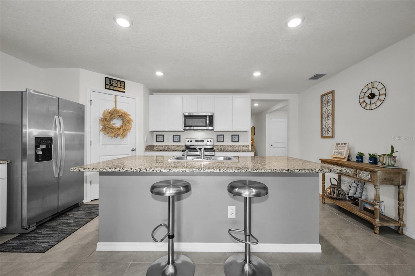 13469 Mylion Way Property Photo 6