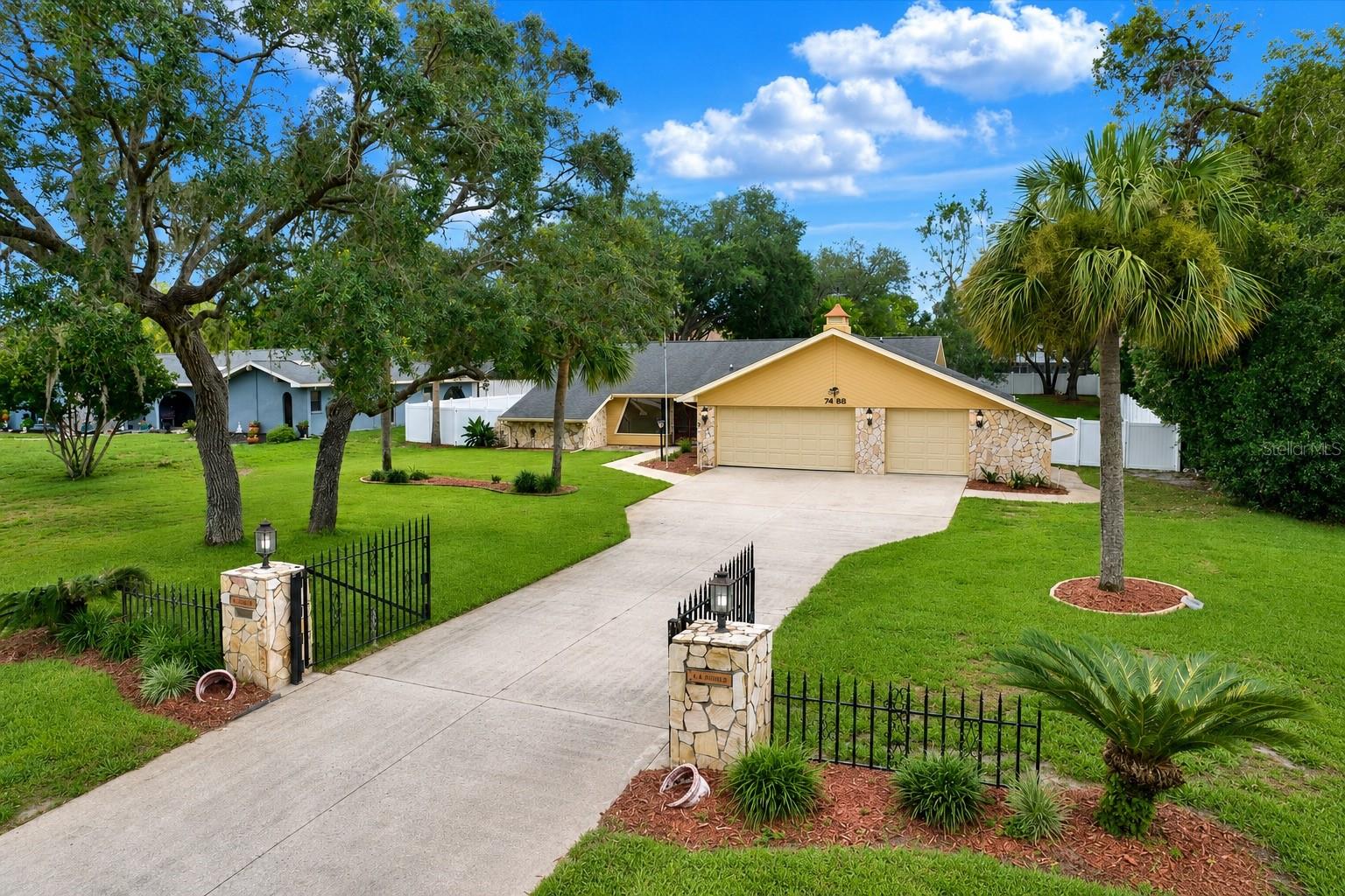 7488 River Country Dr Property Photo 2