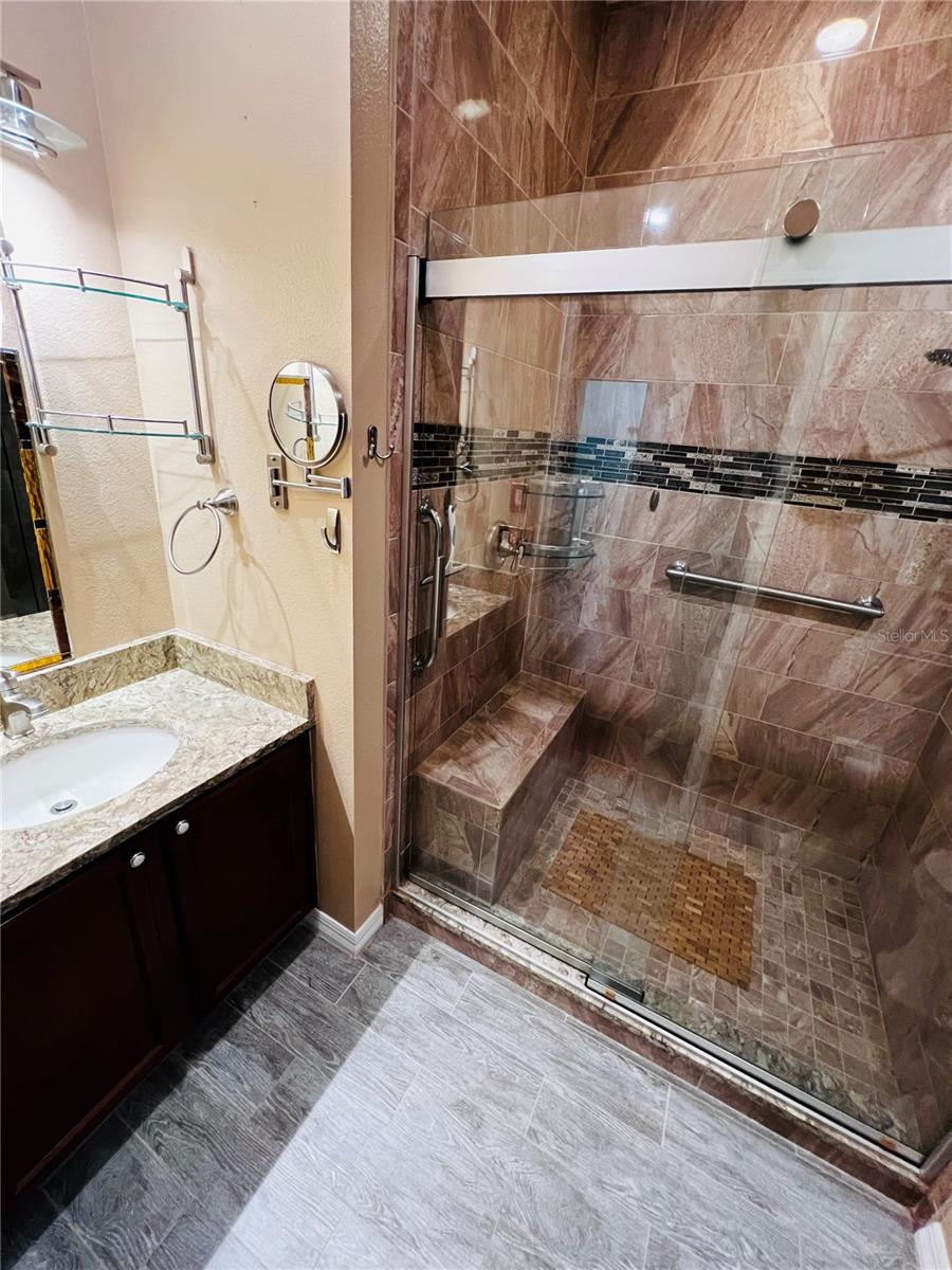 30722 Satinleaf Run Property Photo 14