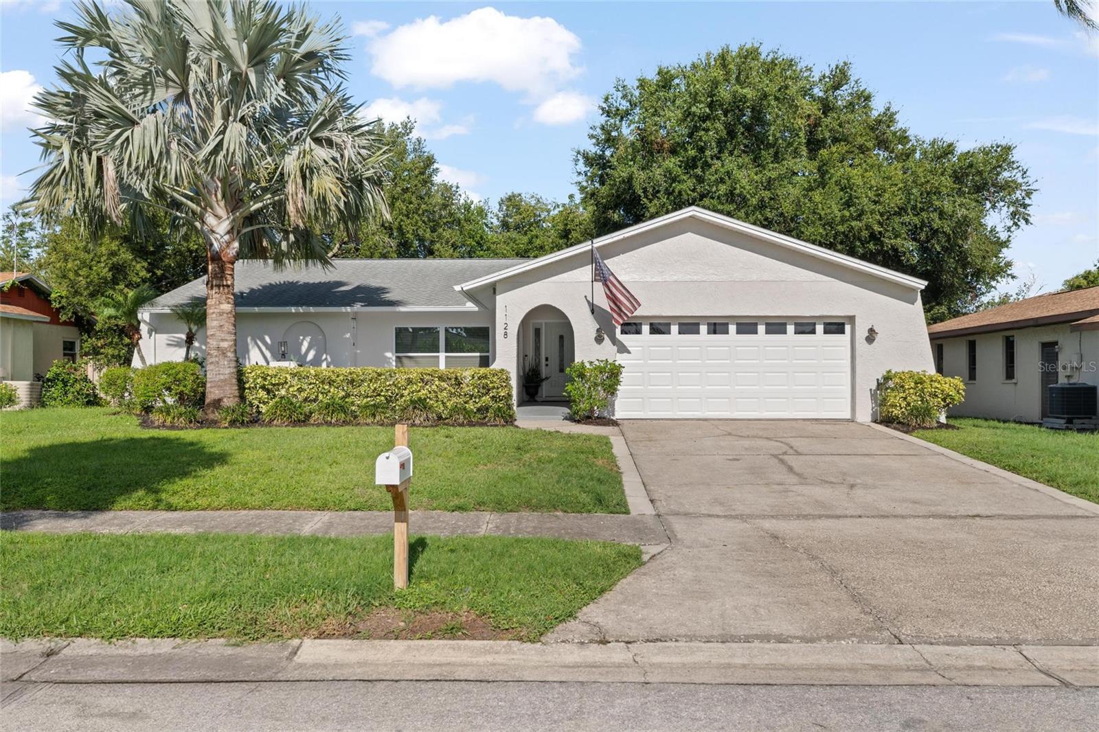1128 Forbes Trace Property Photo 1