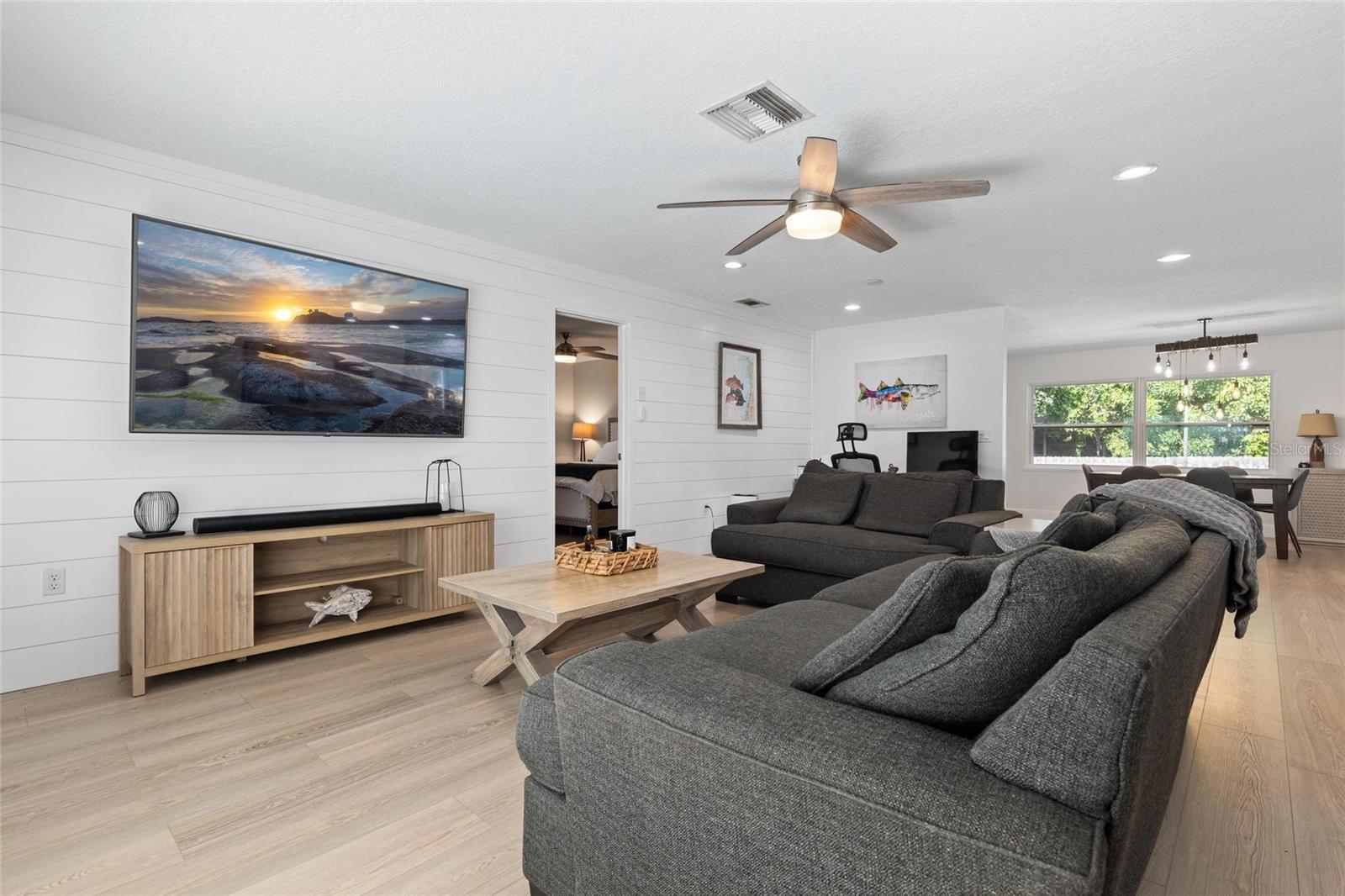 1128 Forbes Trace Property Photo 6