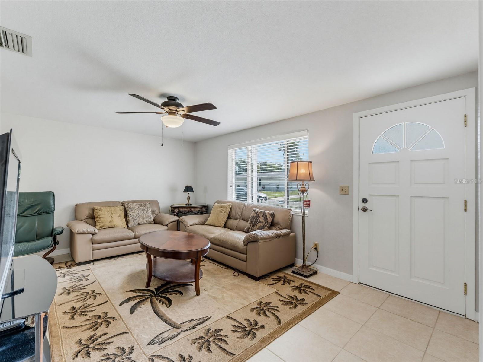 4737 Belfast Dr Property Photo 4