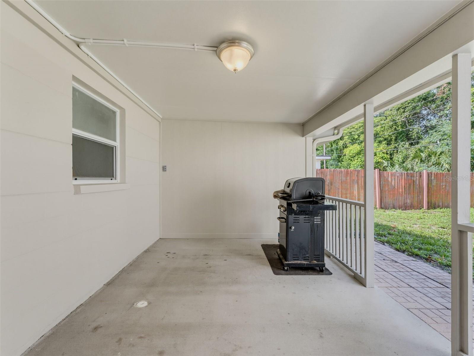 4737 Belfast Dr Property Photo 21