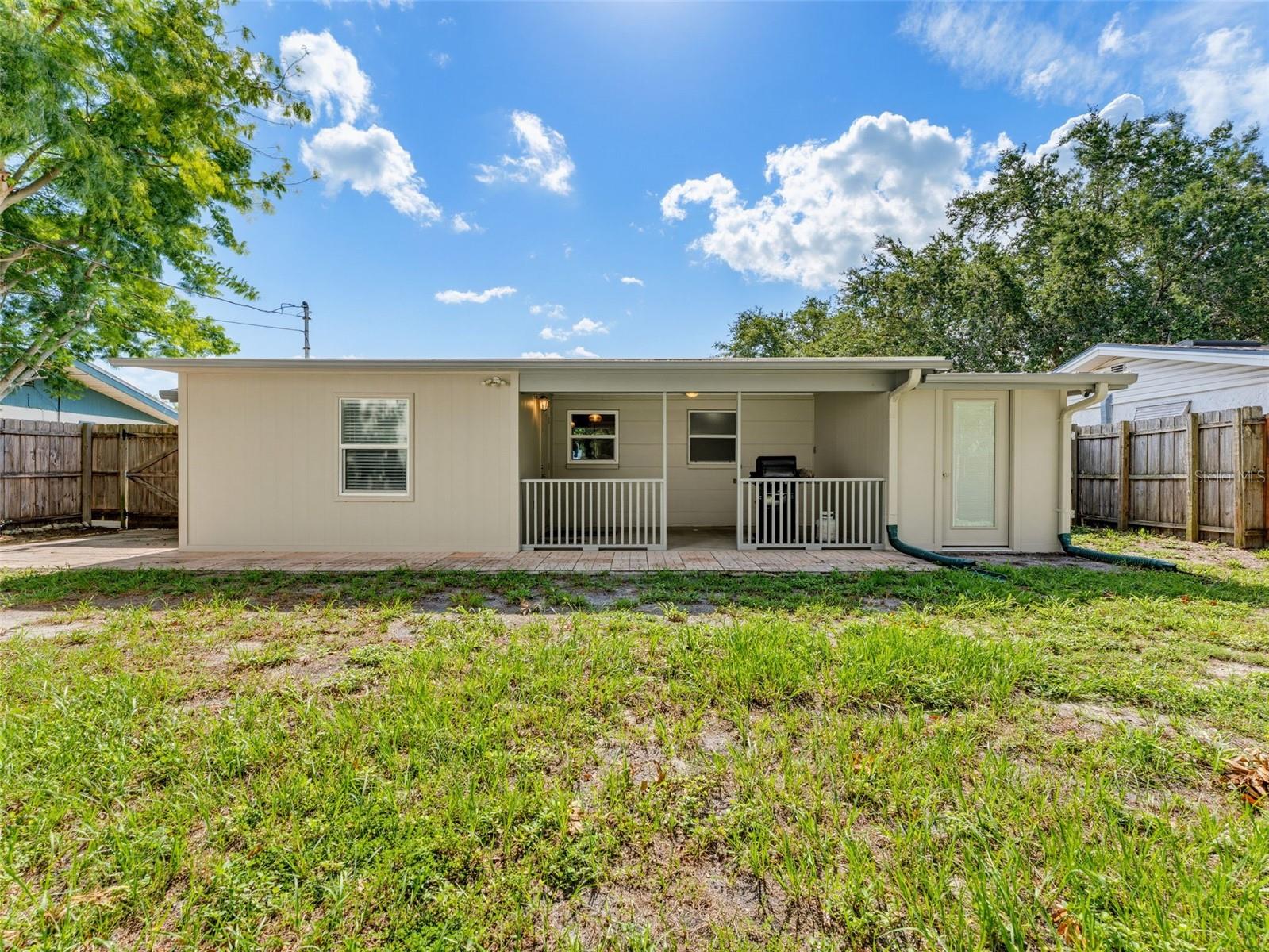 4737 Belfast Dr Property Photo 24