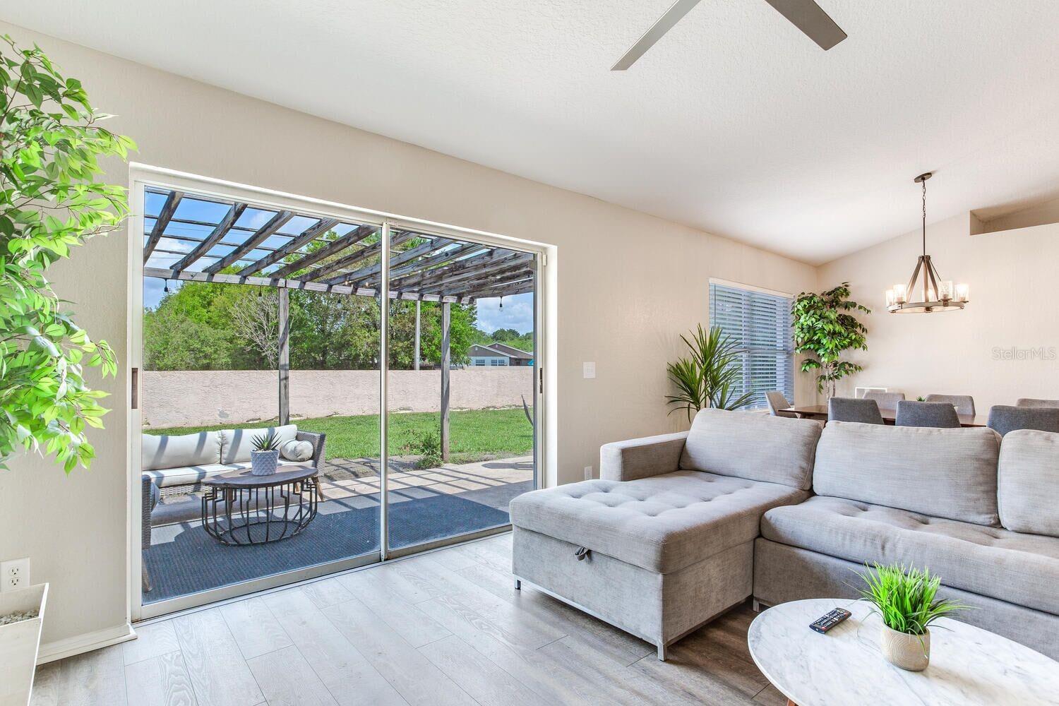 1126 Vinetree Dr Property Photo 8