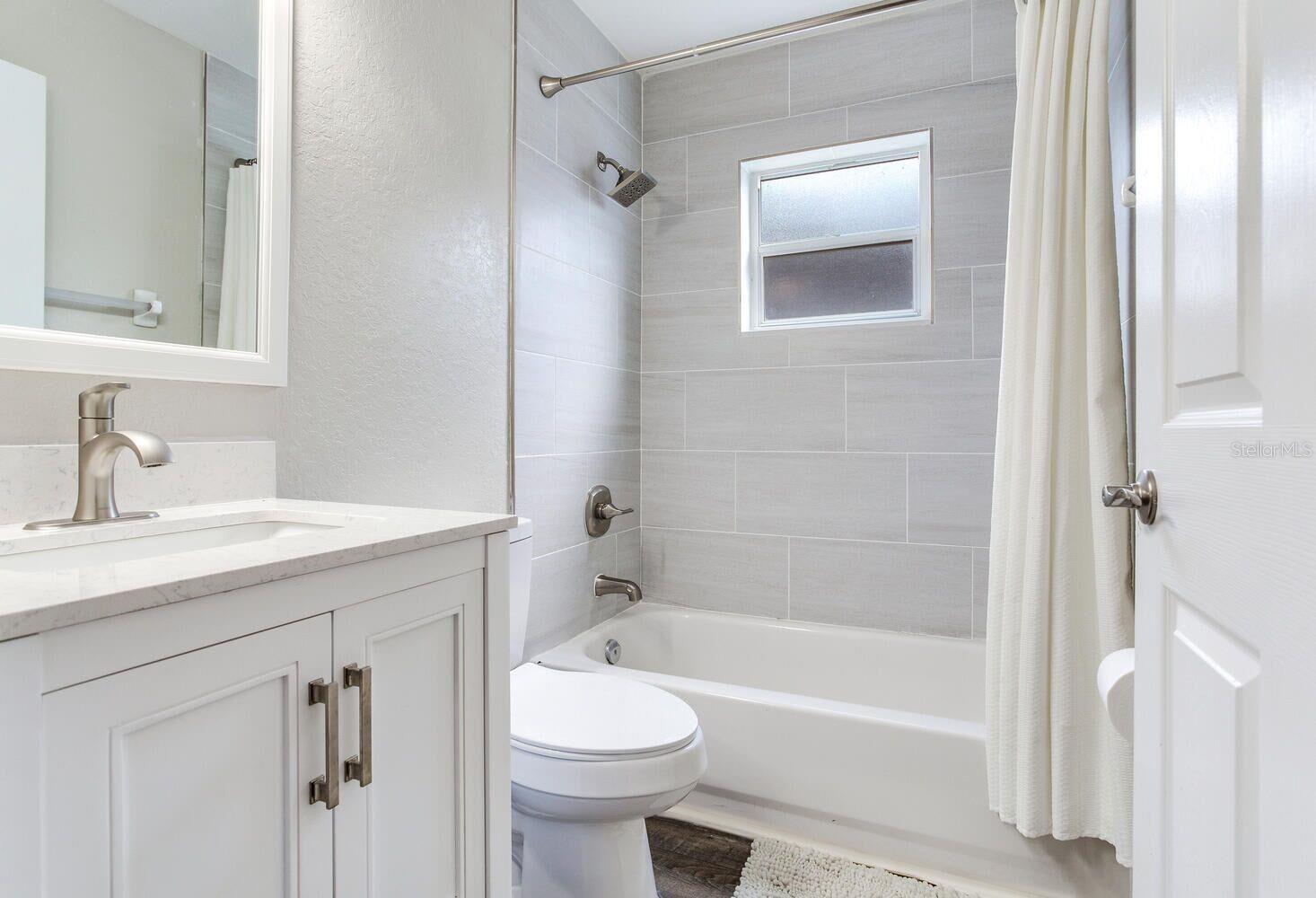 1126 Vinetree Dr Property Photo 16