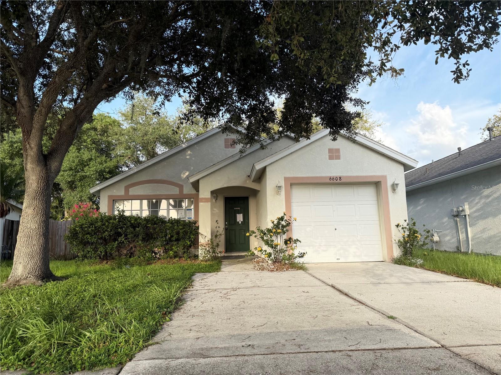6608 Northhaven Ct Property Photo 1