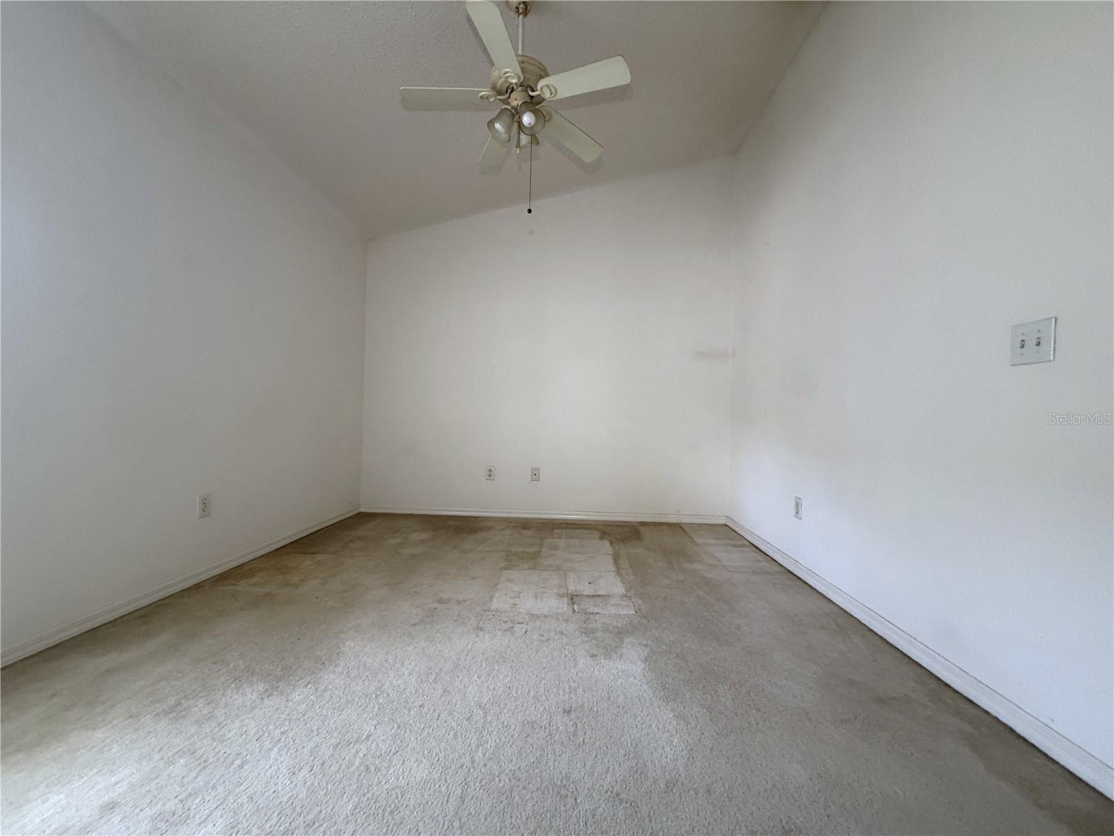 6608 Northhaven Ct Property Photo 8