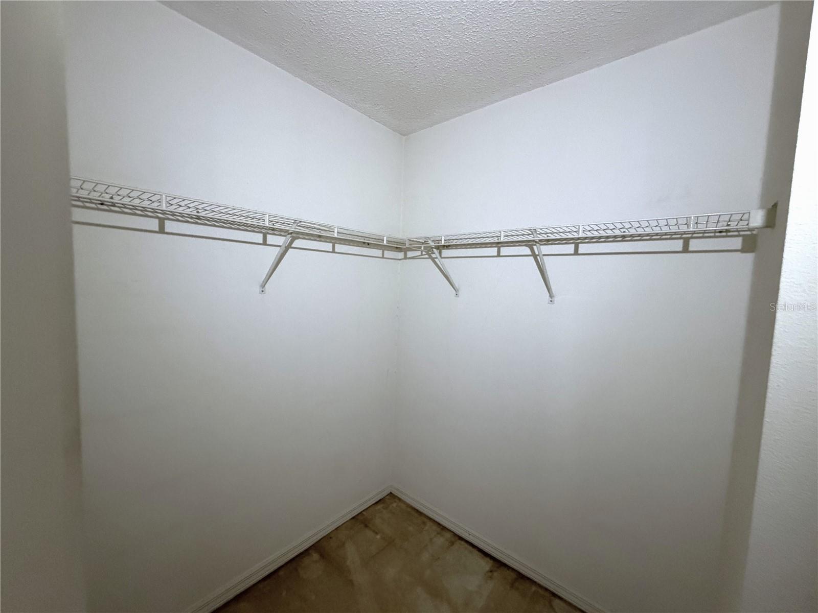 6608 Northhaven Ct Property Photo 9