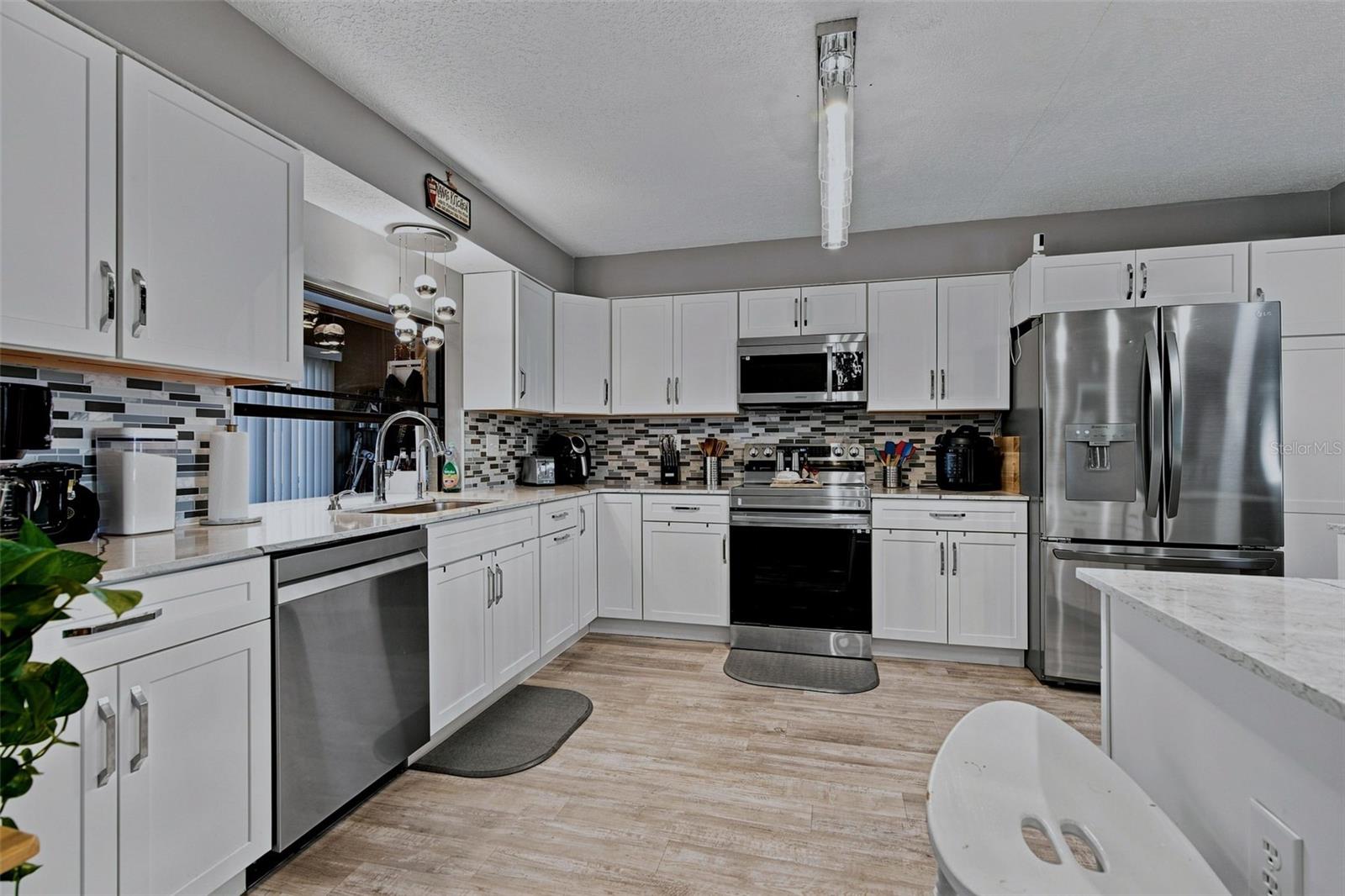 4211 Augustine Rd Property Photo 9