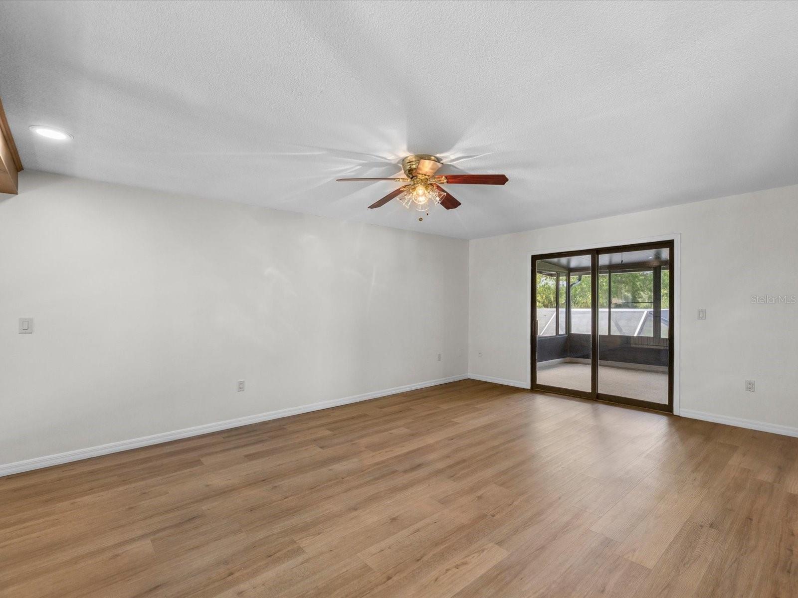 8720 Airway Blvd Property Photo 34