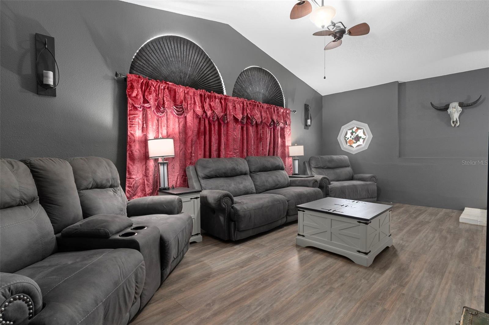 4286 Bluewater Ave Property Photo 12