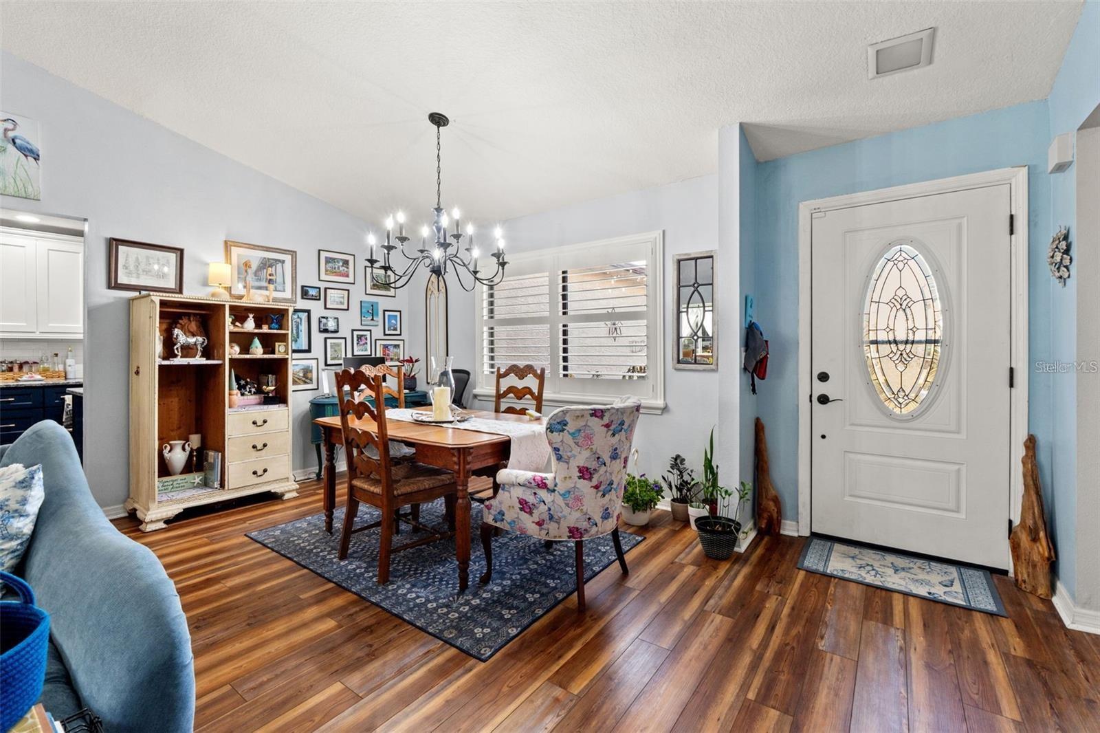 7427 Heather Walk Dr Property Photo 3