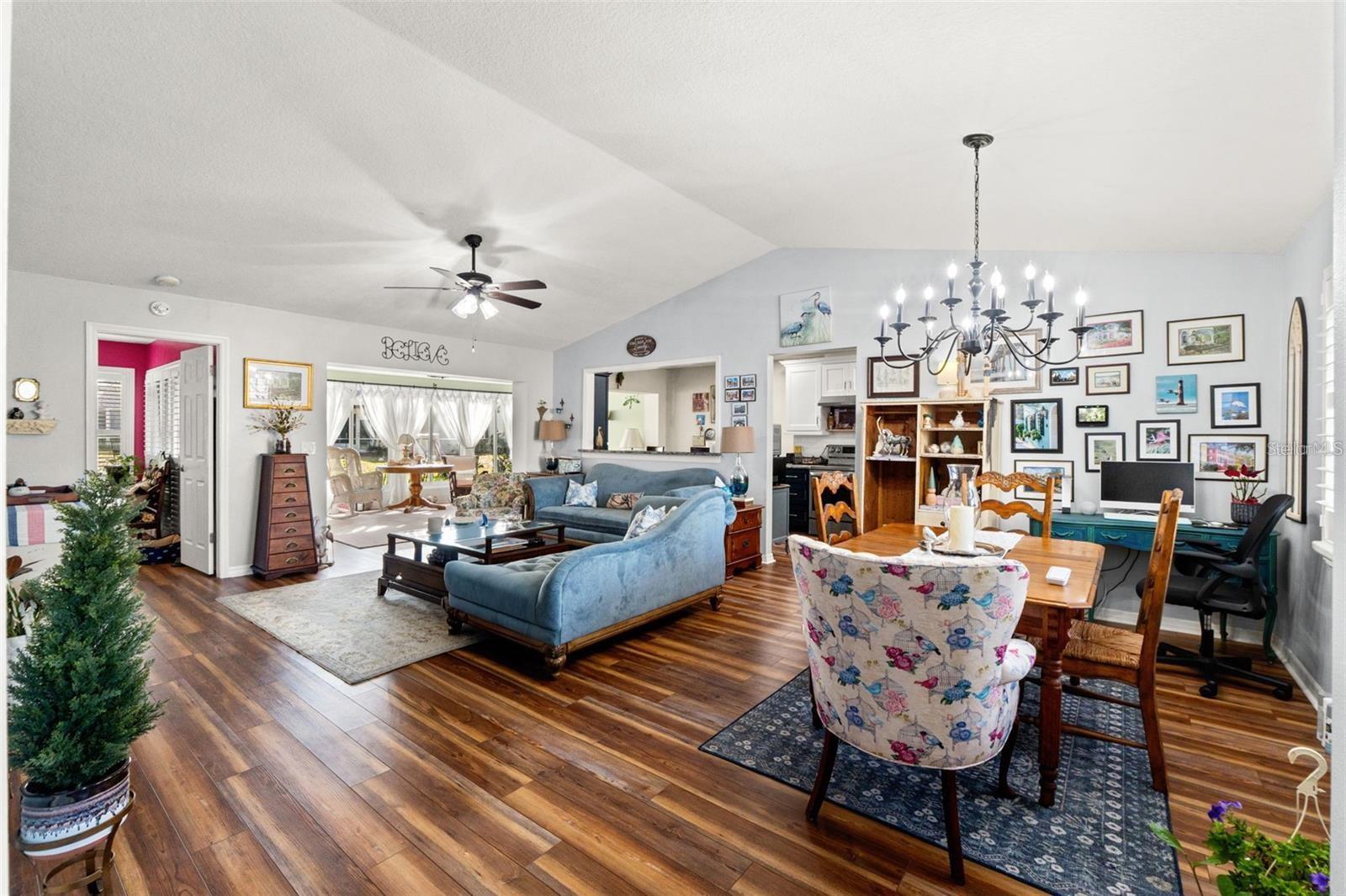 7427 Heather Walk Dr Property Photo 4