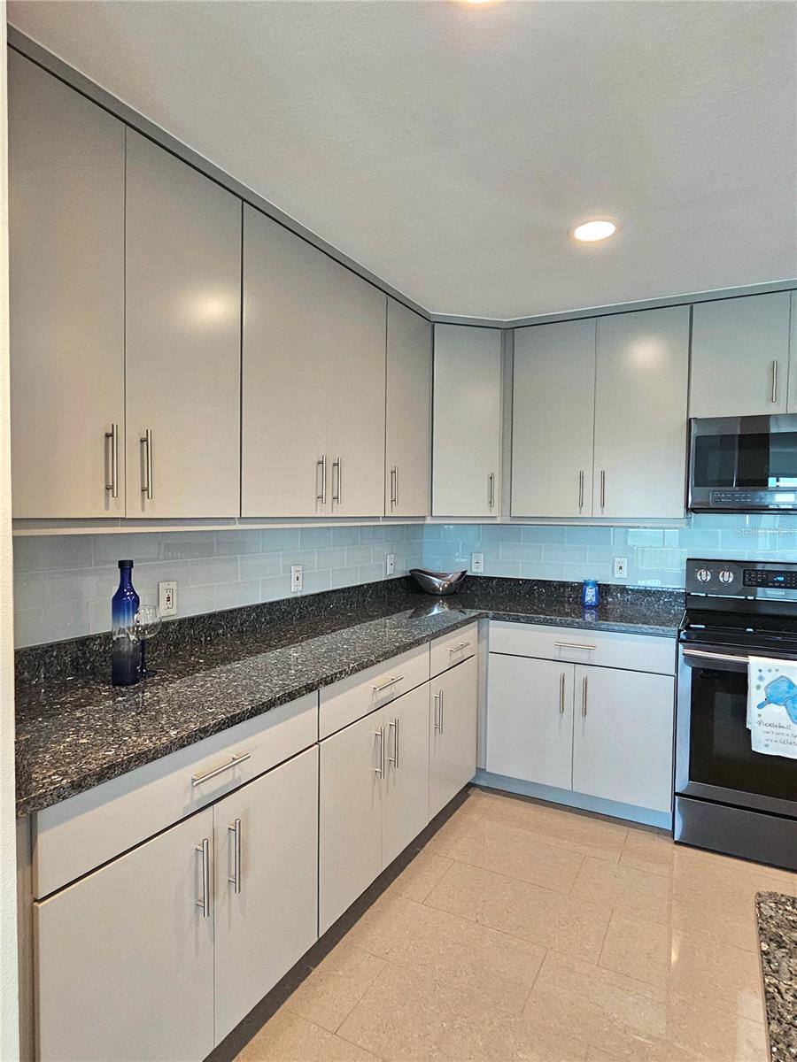 244 Mariner Dr #244 Property Photo 17