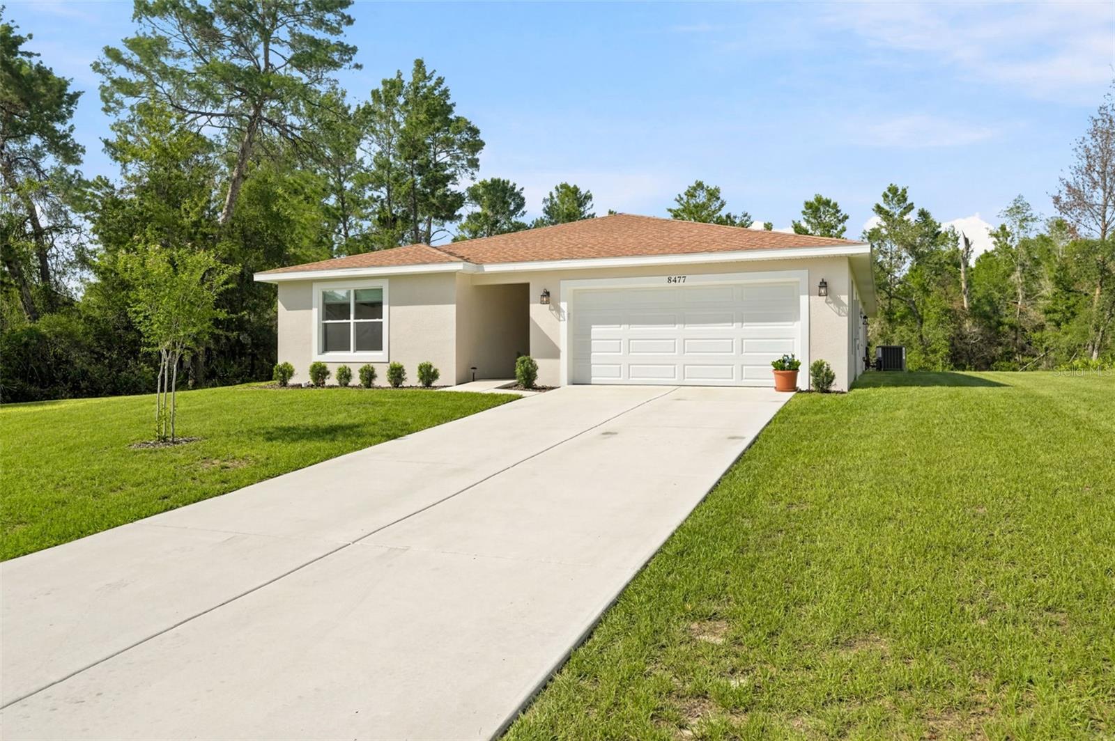8477 BEACHWOOD CT Property Photo 1