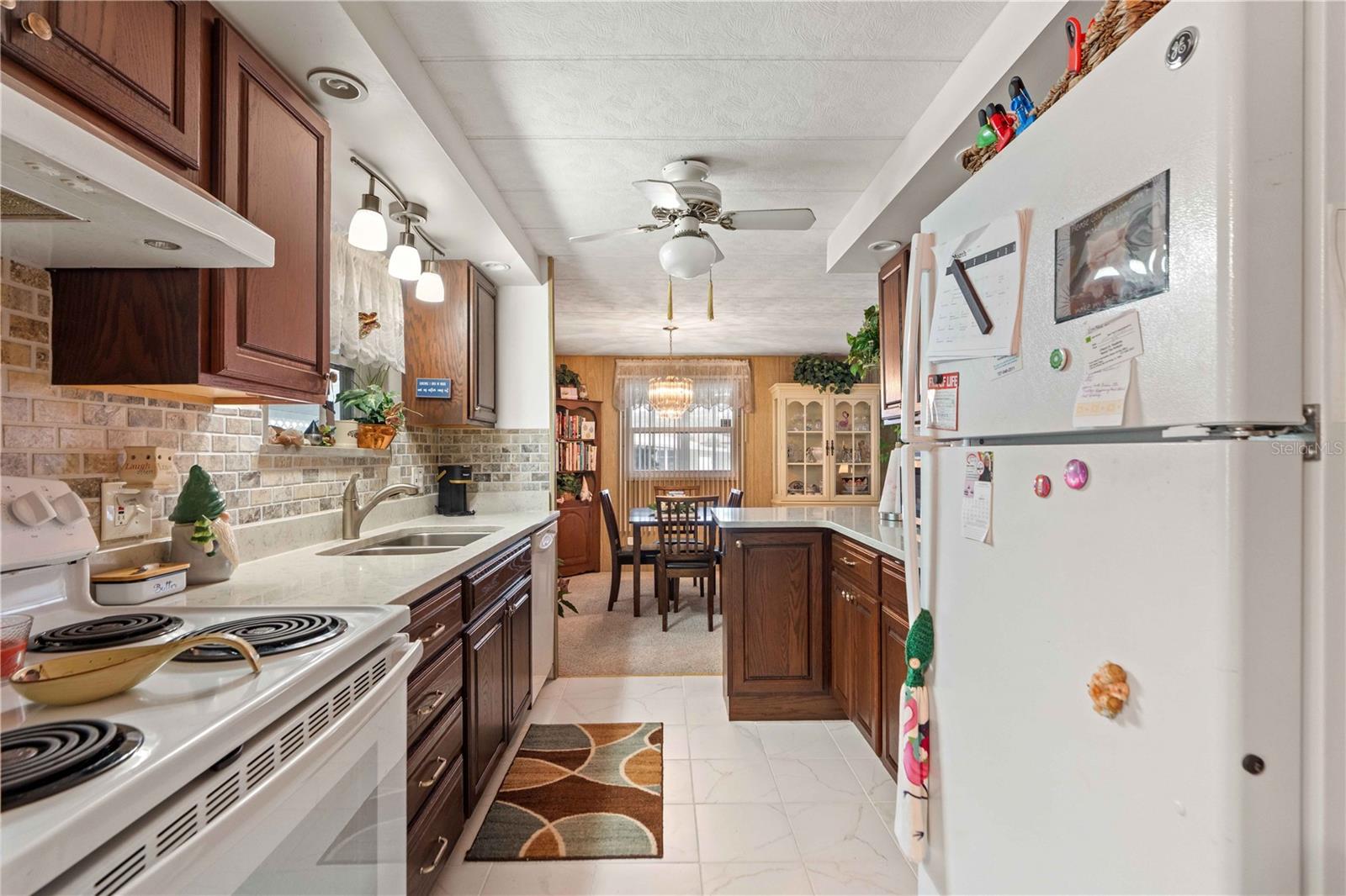 W7887909 Property Photo 9