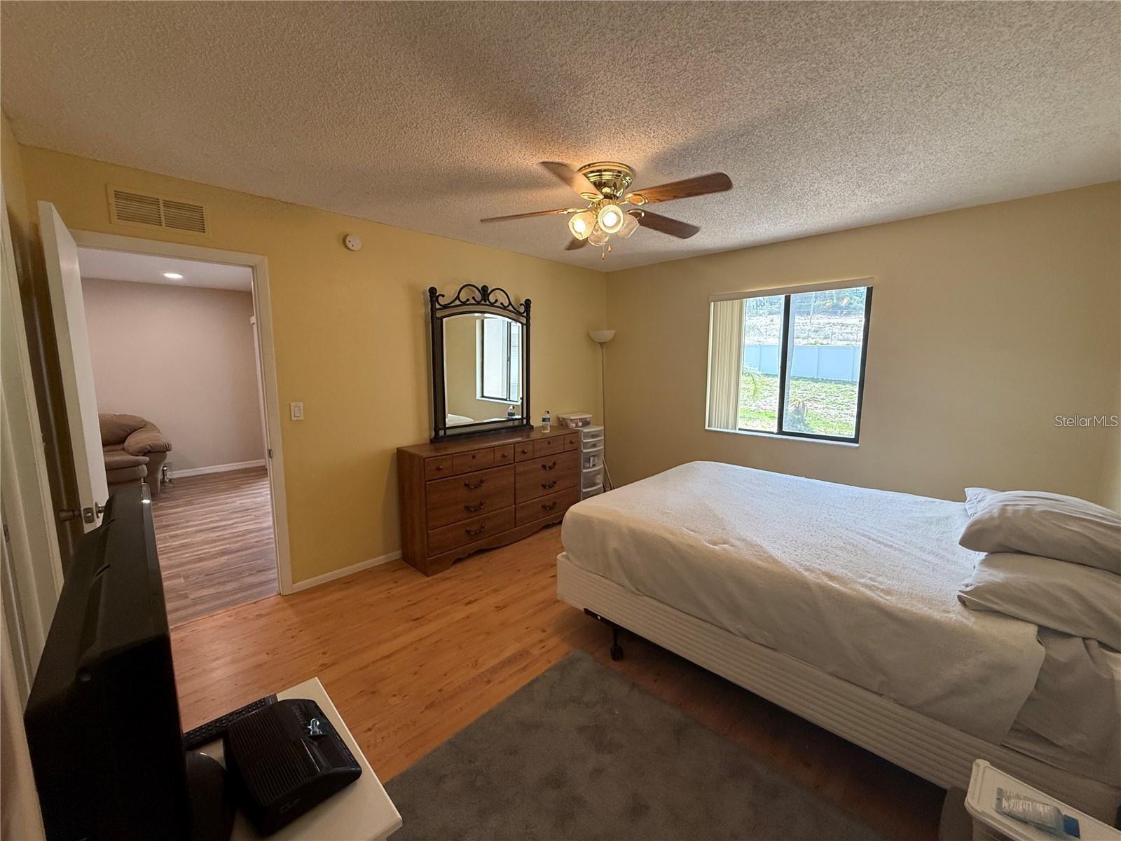 2130 Bancroft Pl #b Property Photo 16