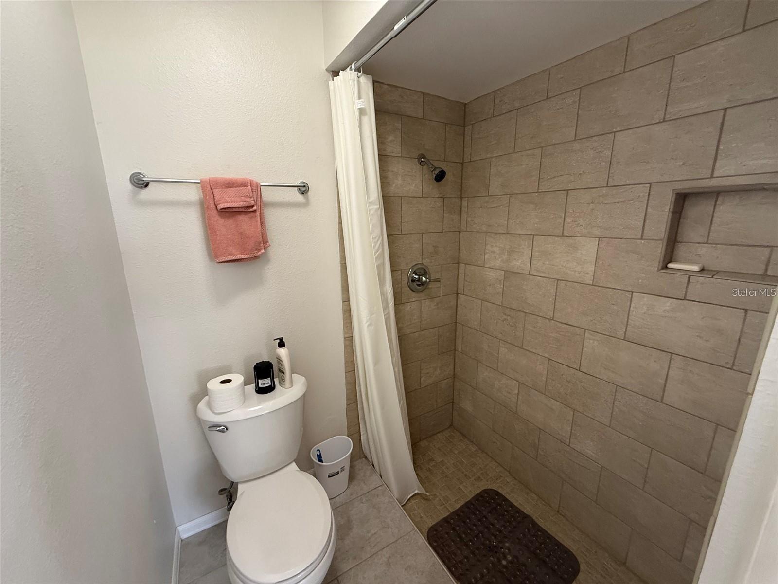 2130 Bancroft Pl #b Property Photo 18