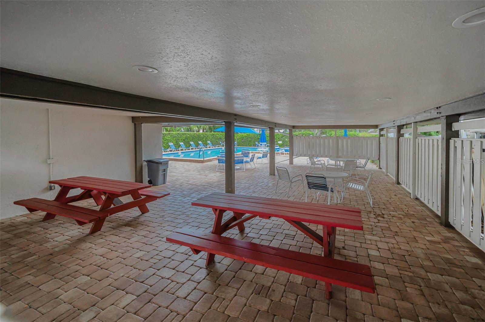 2130 Bancroft Pl #b Property Photo 30