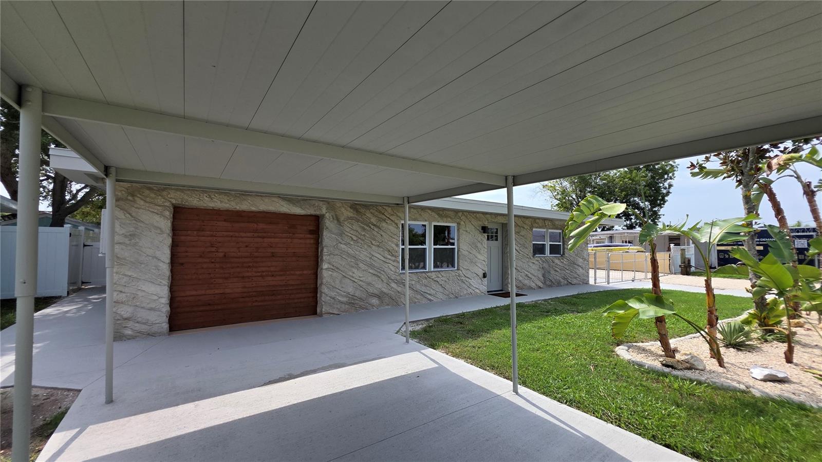 13400 Carol Dr Property Photo 14