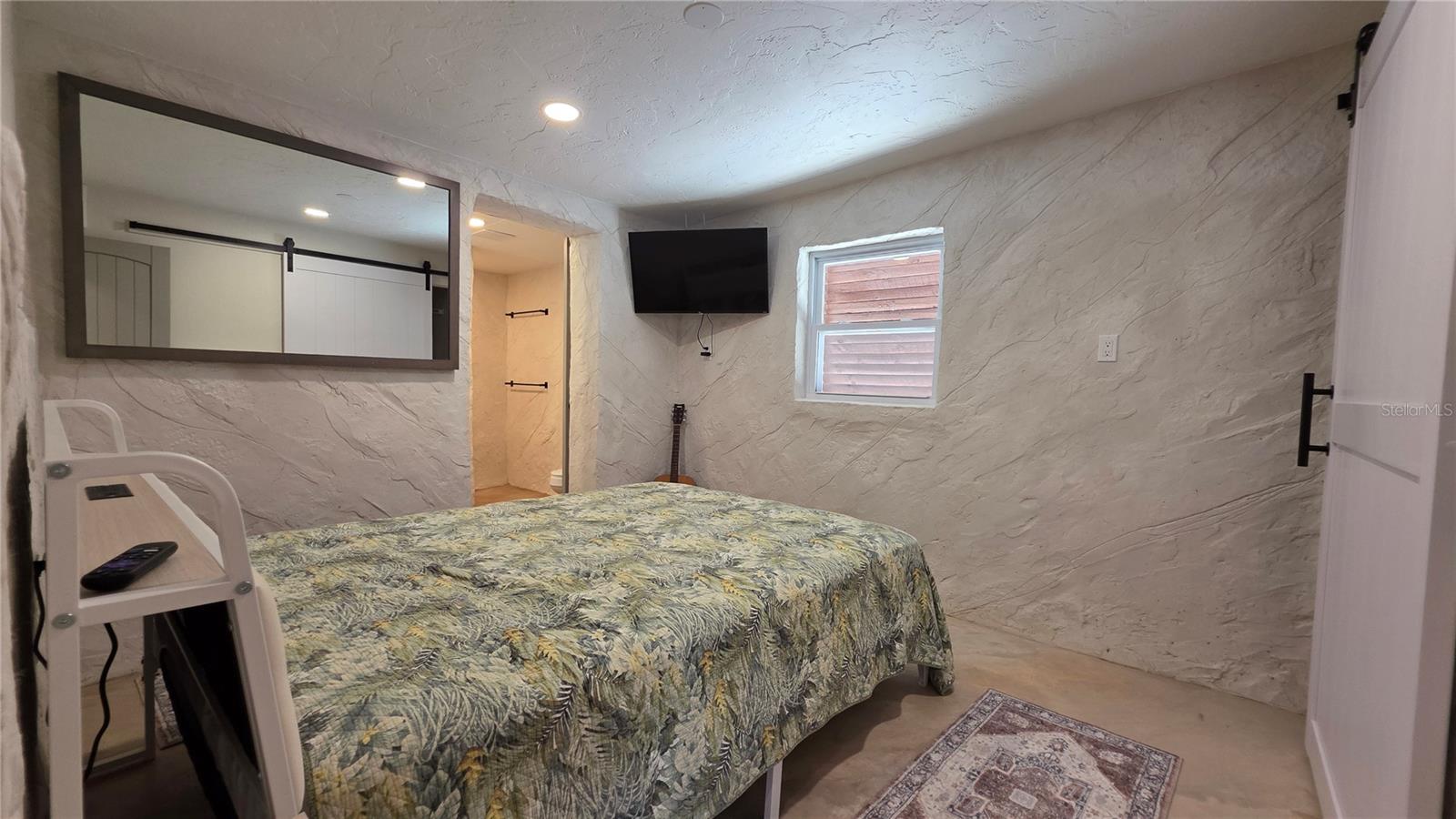 13400 Carol Dr Property Photo 37