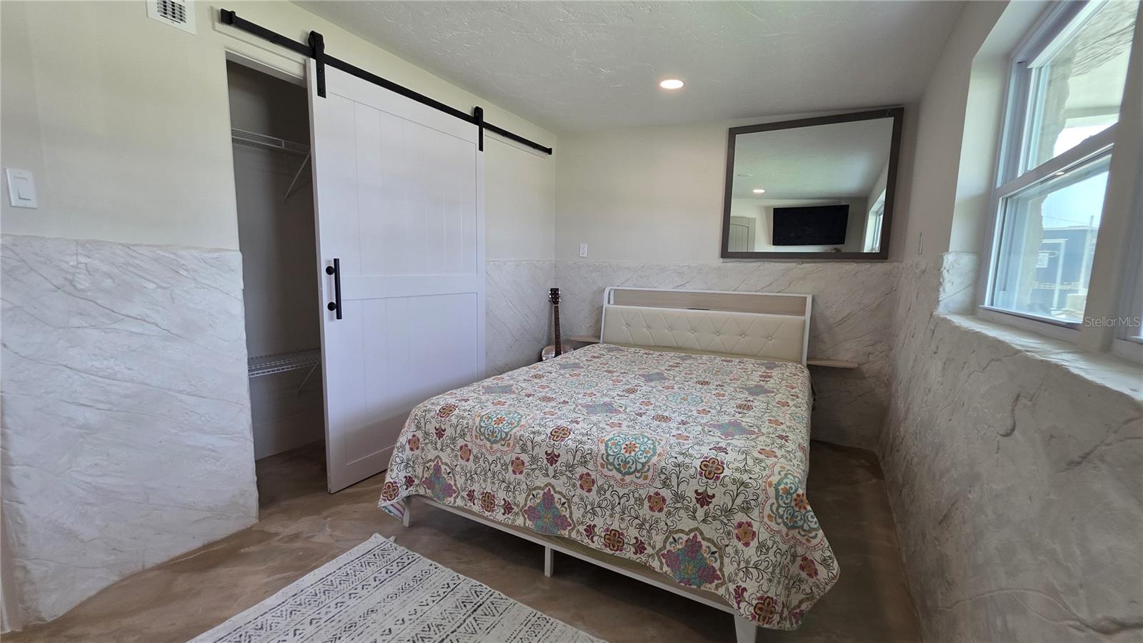 13400 Carol Dr Property Photo 45