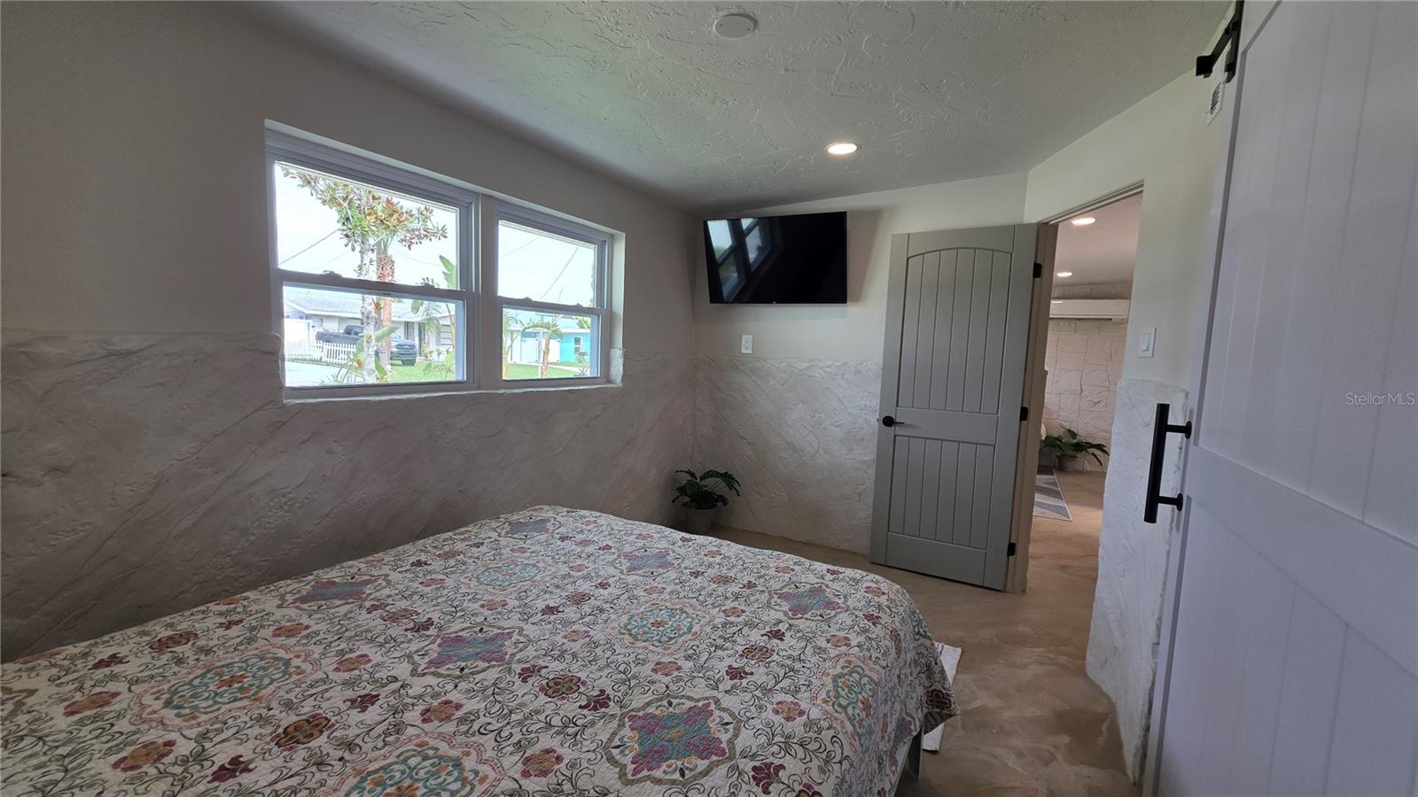 13400 Carol Dr Property Photo 46
