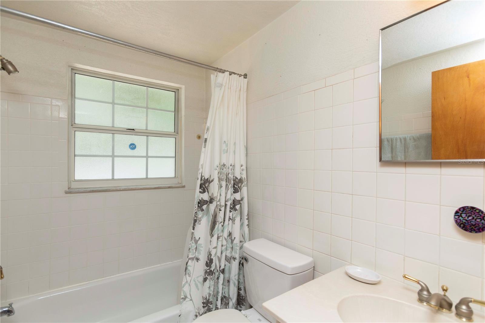 8431 Sunnydale Dr Property Photo 16