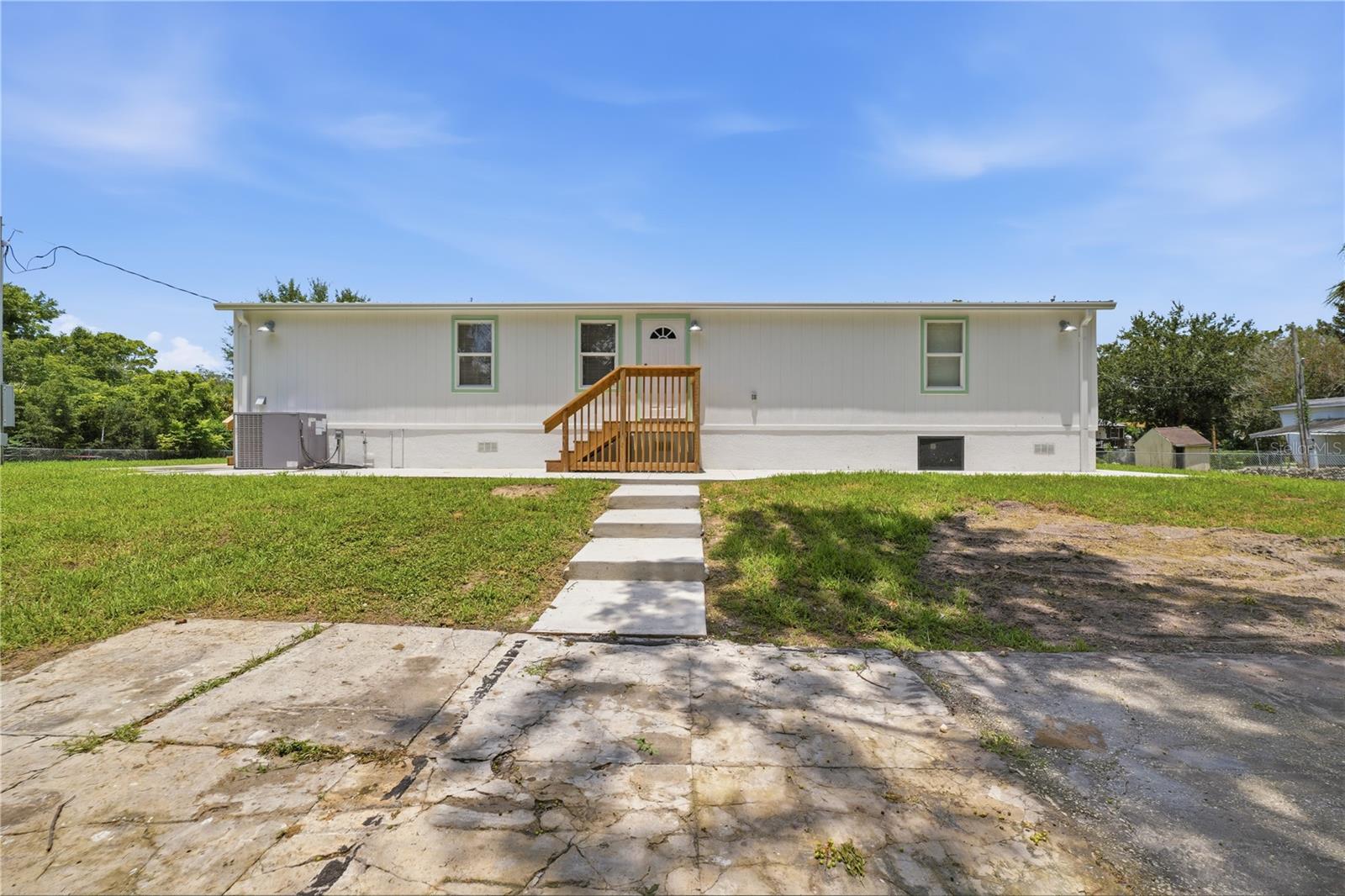 7904 Cadillac Ave Property Photo 20