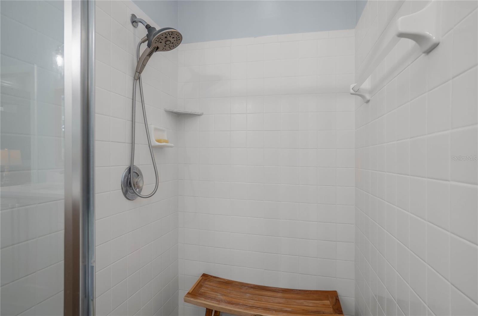 3048 E Balmoral Ct Property Photo 23