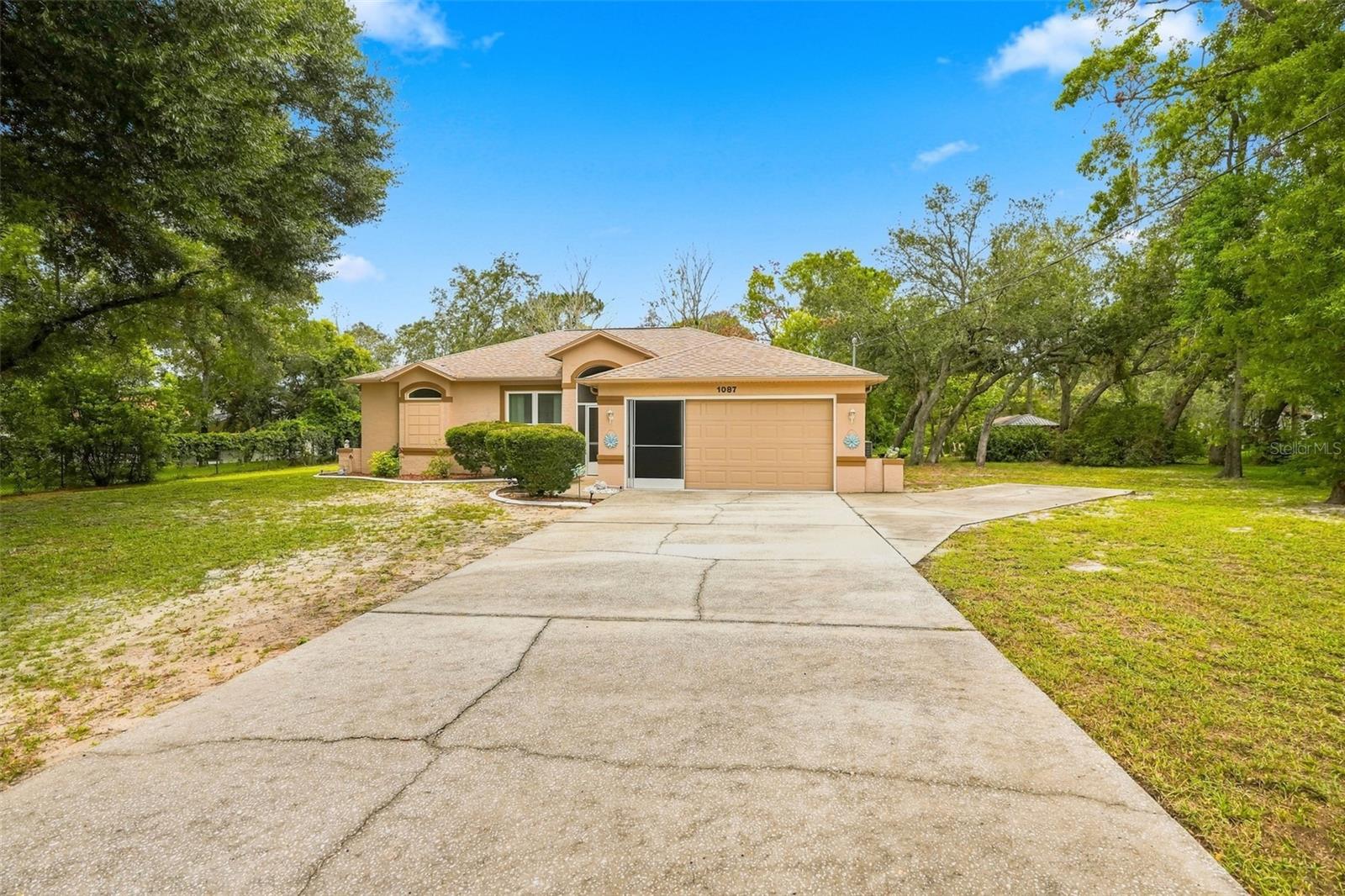 1087 Trinidad Ave Property Photo 32