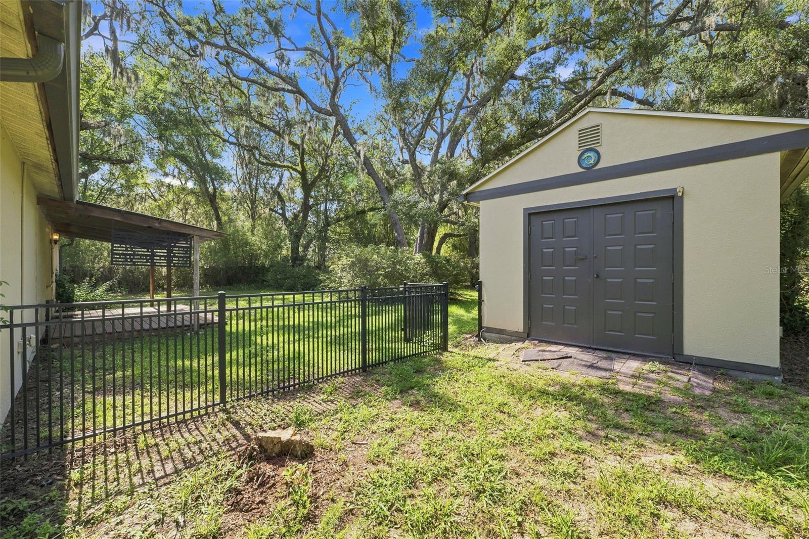 16426 Forzando Ave Property Photo 5