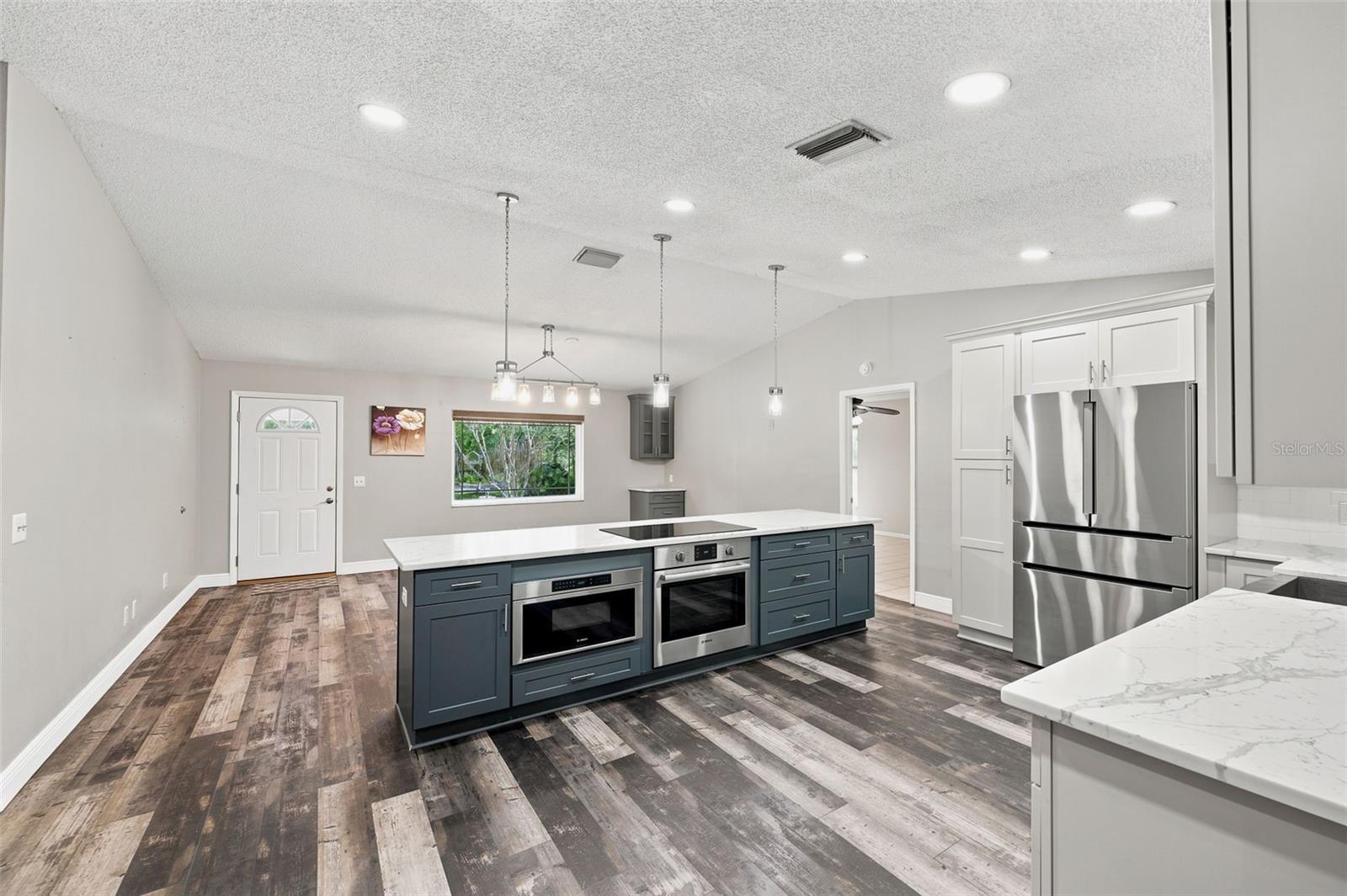 16426 Forzando Ave Property Photo 12