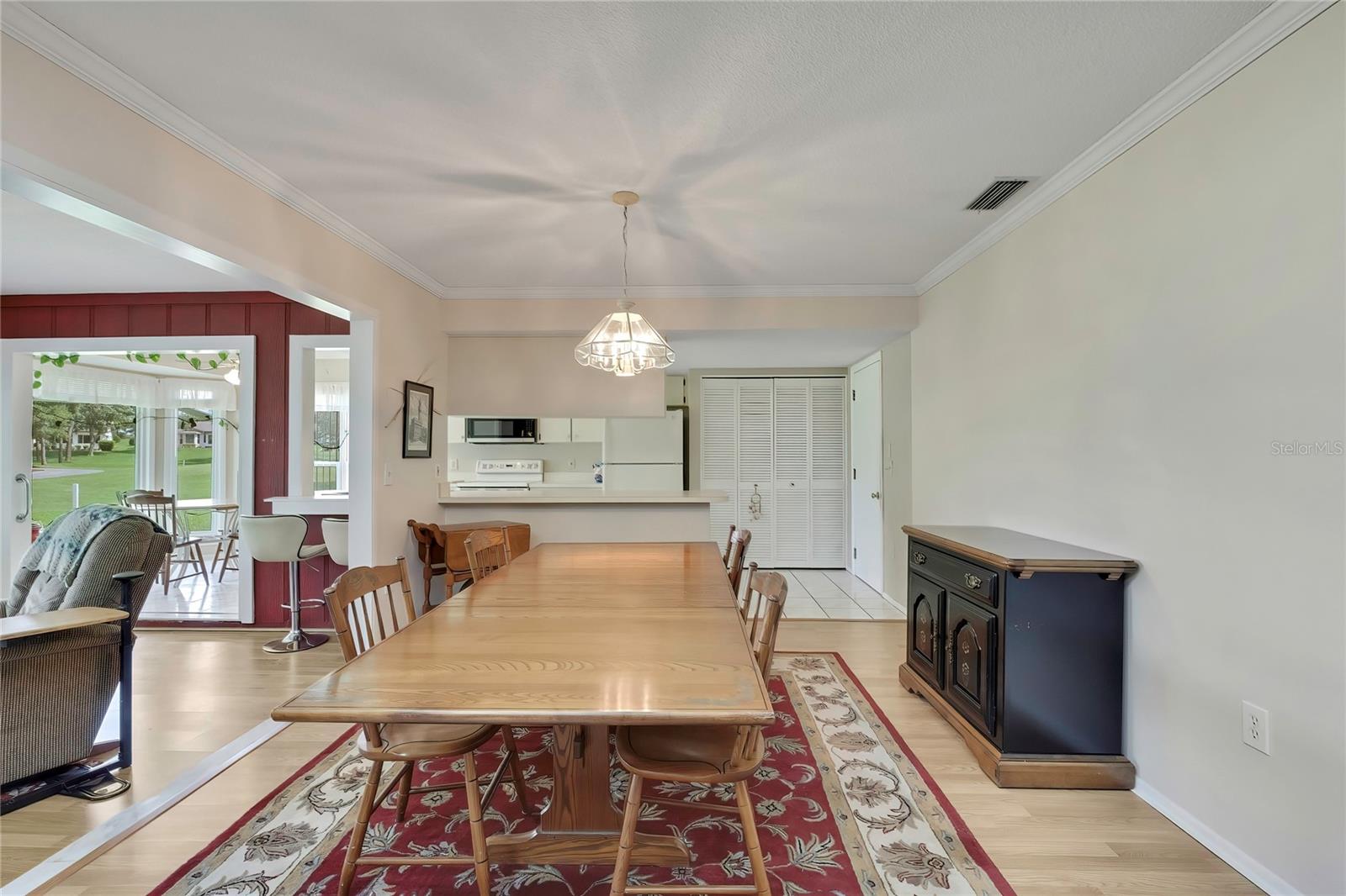 7159 Crown Oaks Dr Property Photo 13