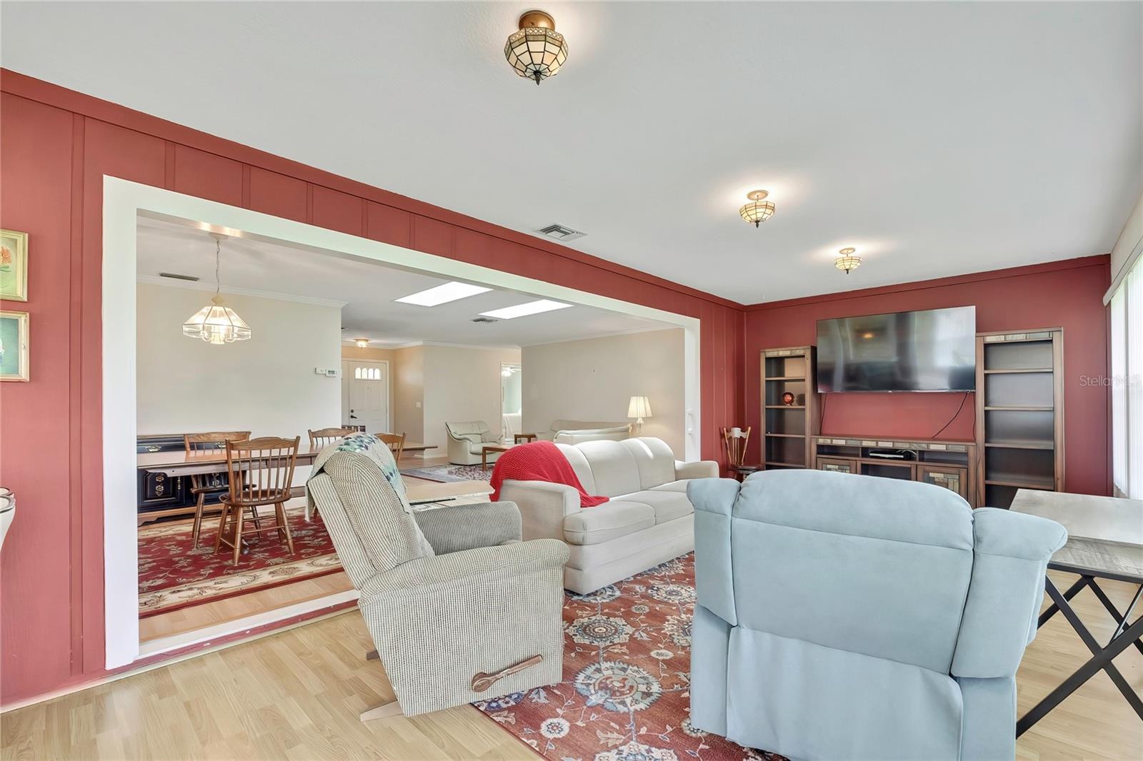 7159 Crown Oaks Dr Property Photo 23