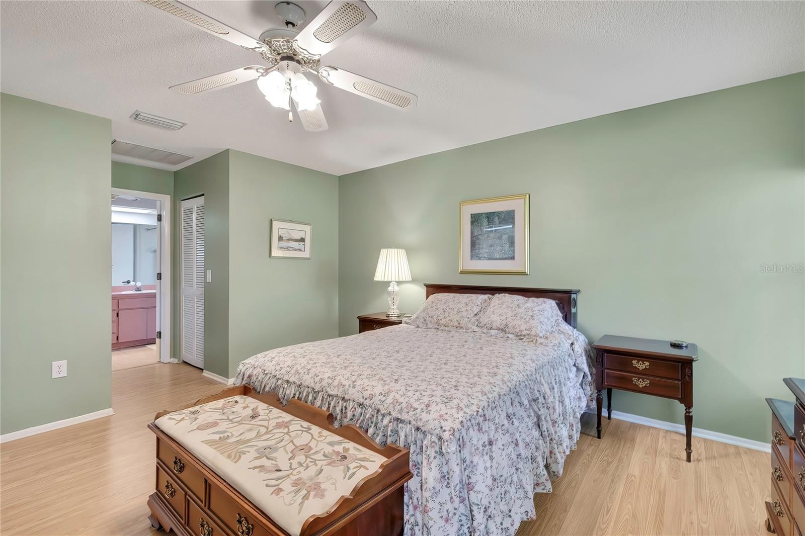 7159 Crown Oaks Dr Property Photo 27