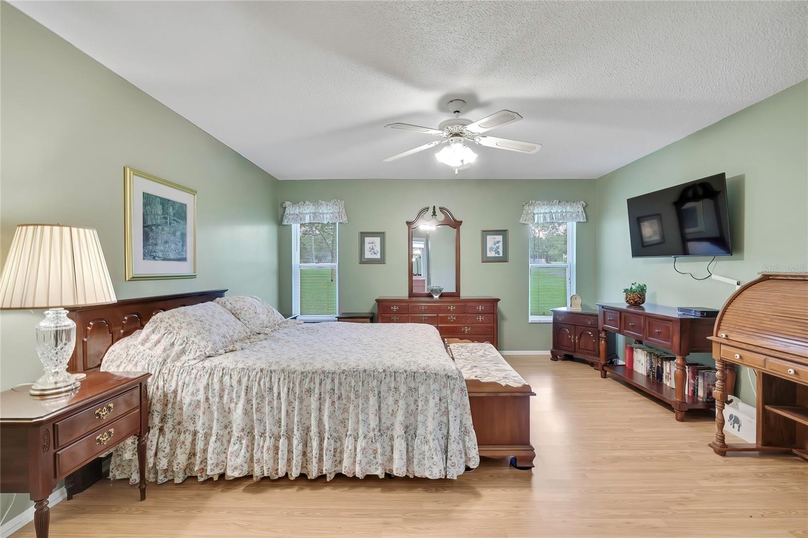 7159 Crown Oaks Dr Property Photo 28