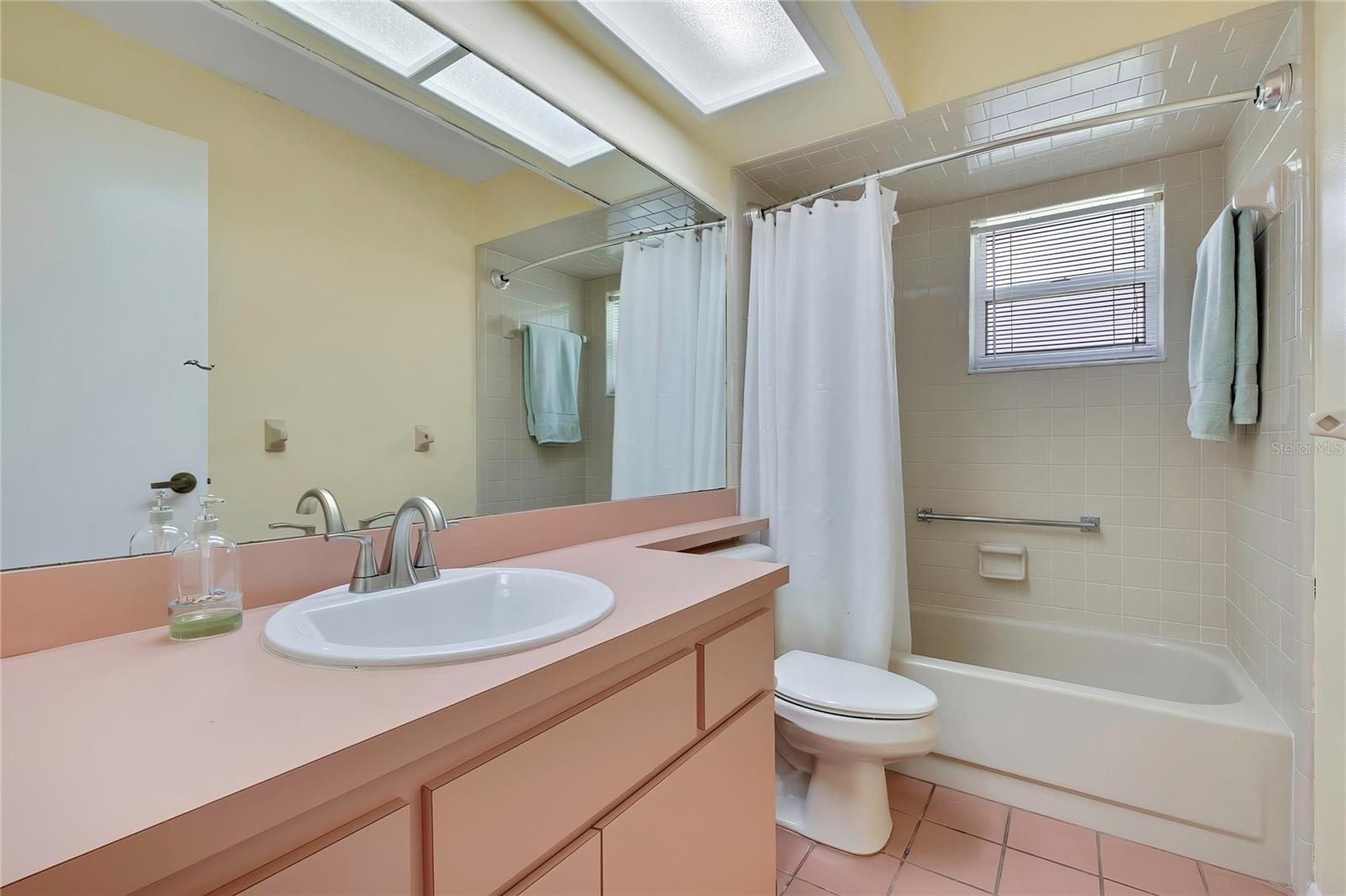 7159 Crown Oaks Dr Property Photo 34