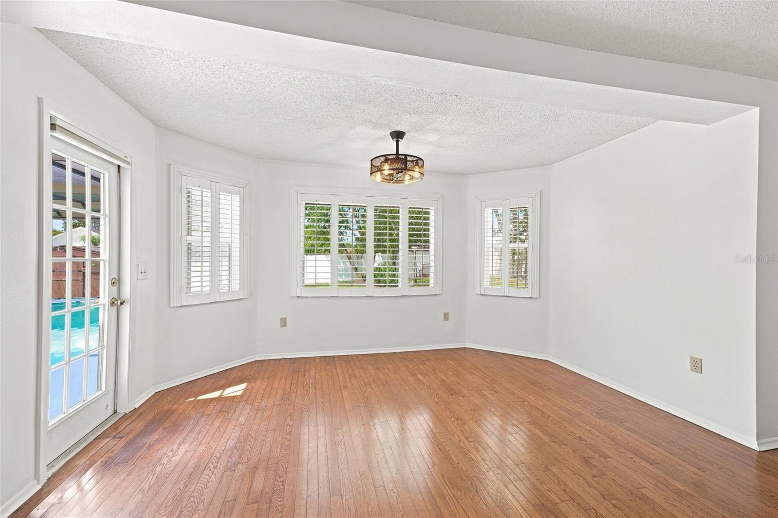 13469 Bondstone St Property Photo 11